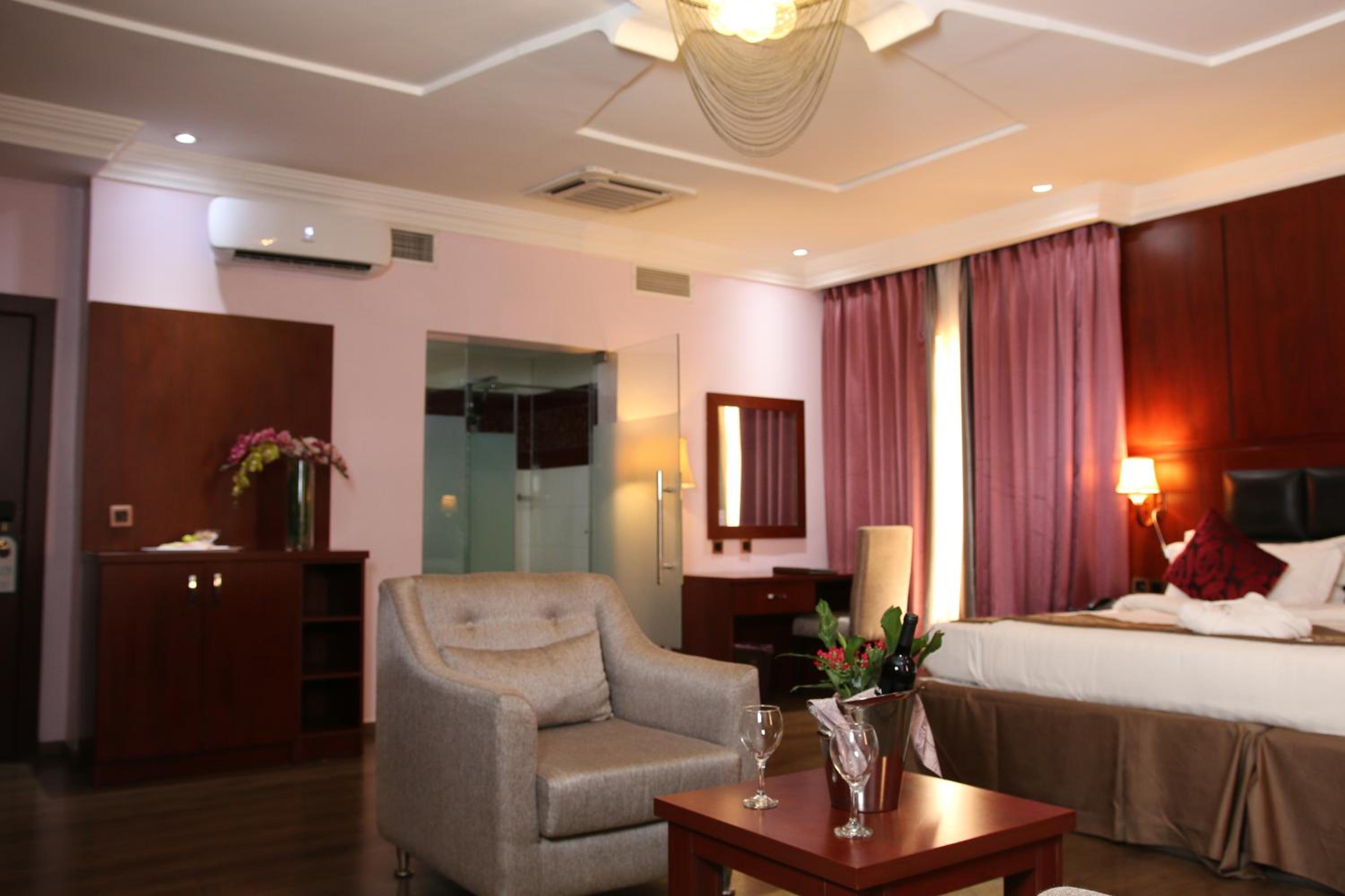 Royal Grand Suite