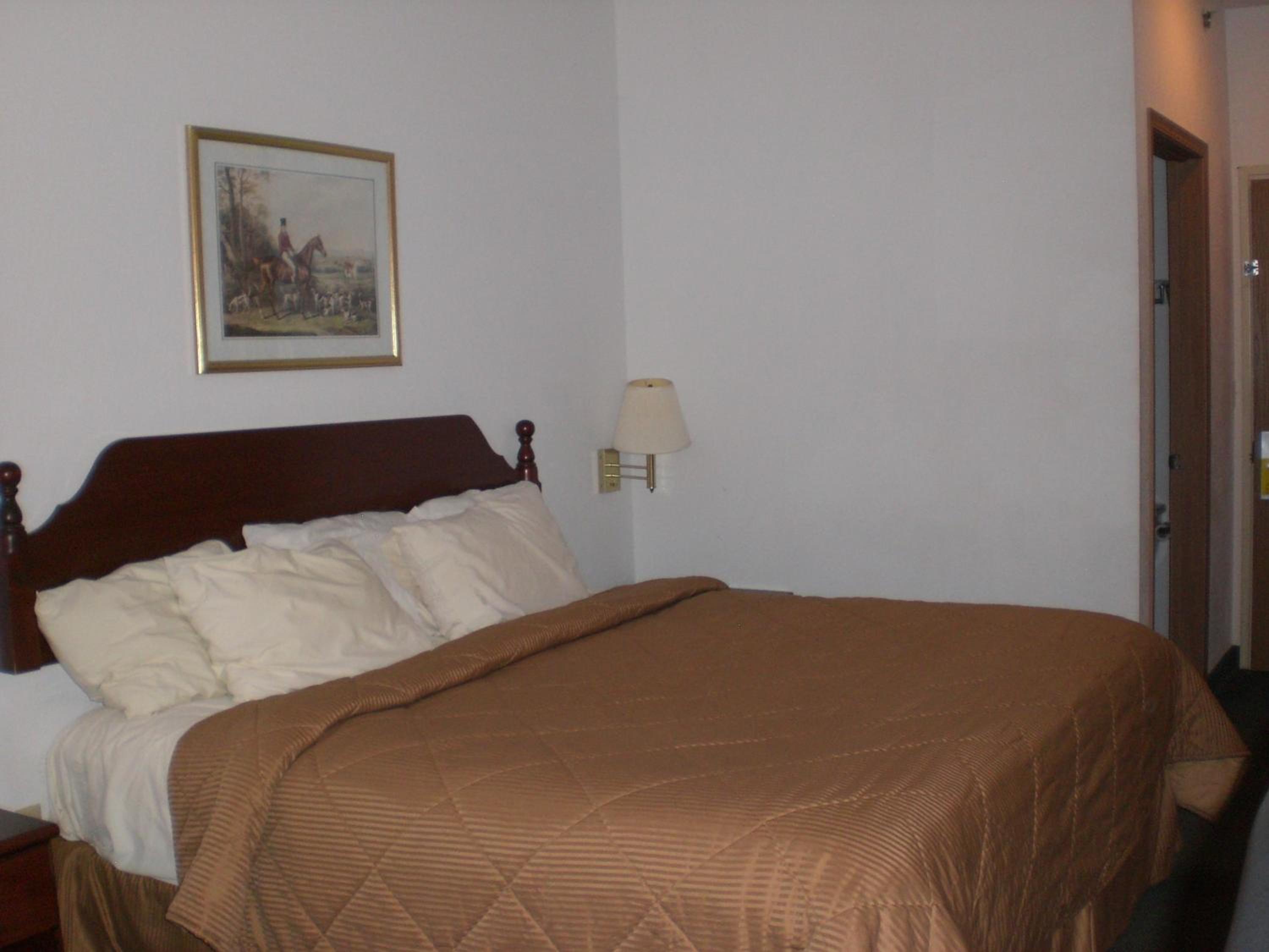 King Room - Non-Smoking photo 1