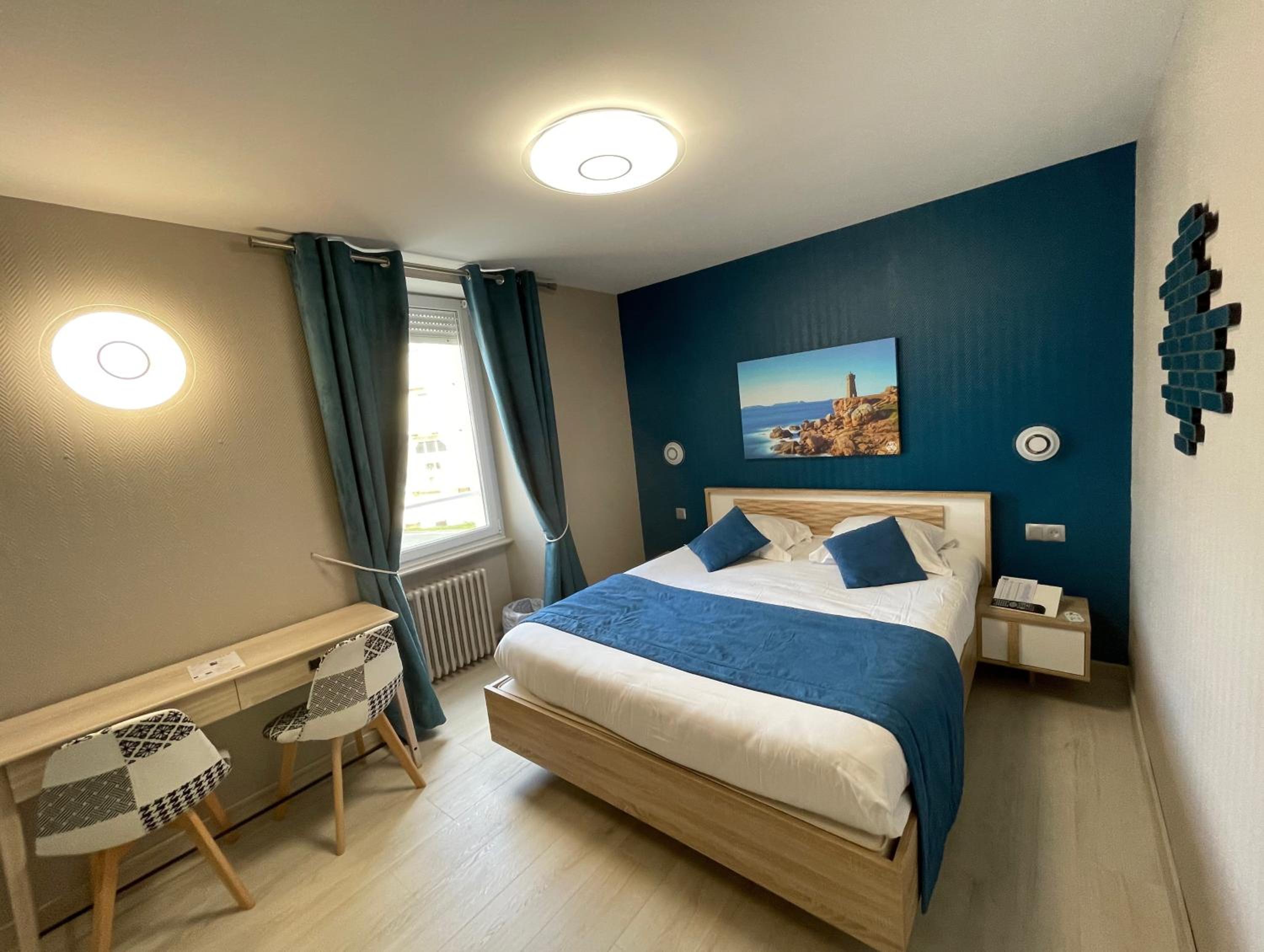Standard Double Room photo 3