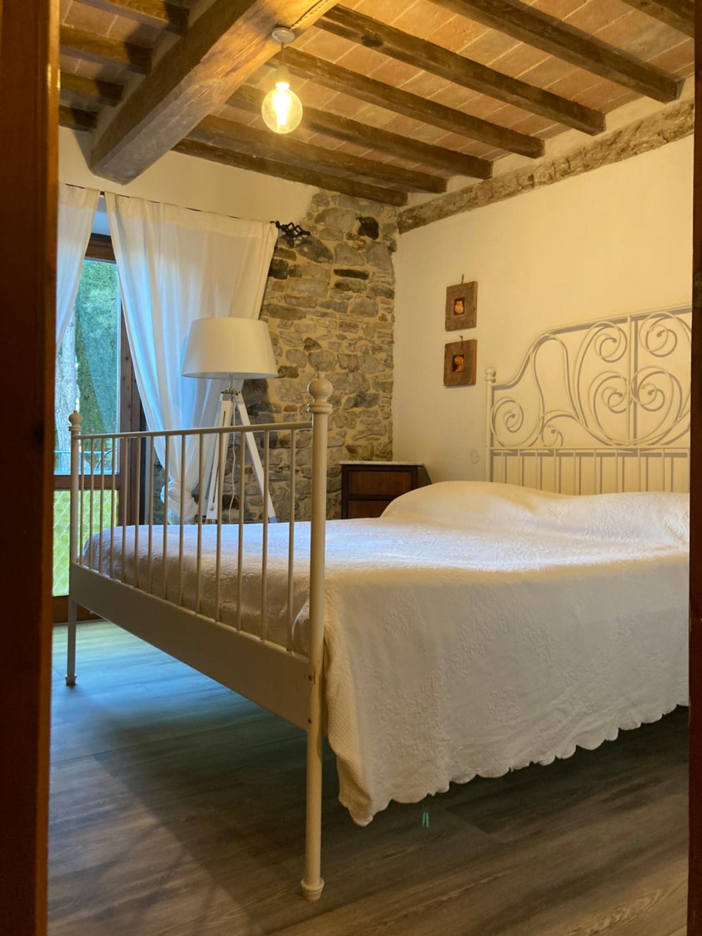 Double or Twin Room with Balcony - Photo 10