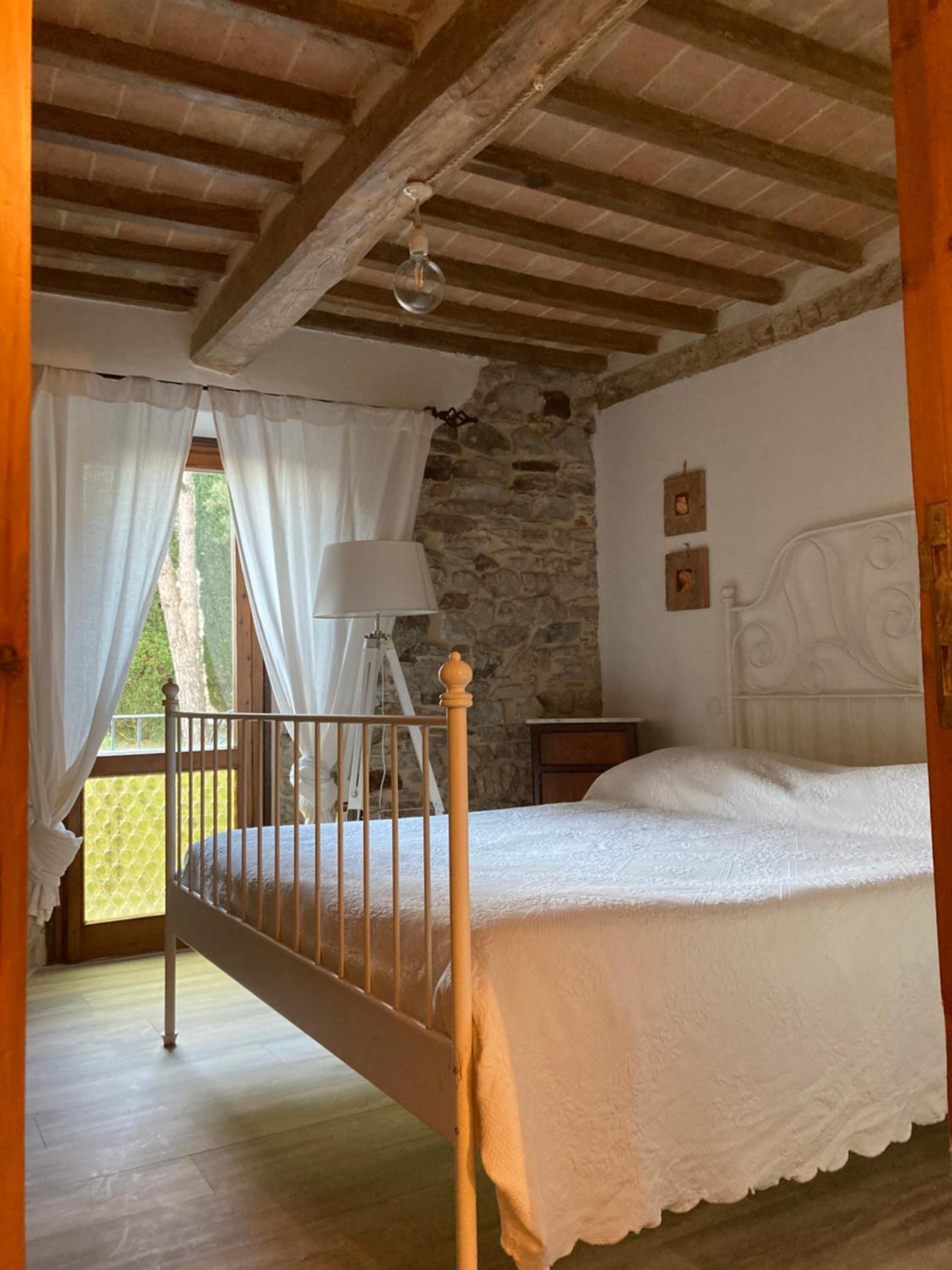Double or Twin Room with Balcony - Photo 19