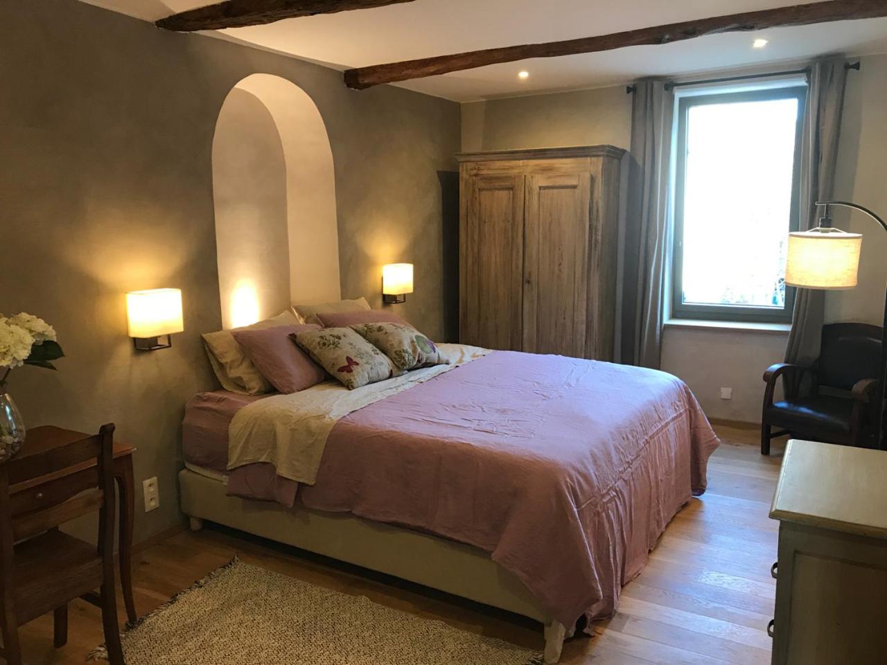 Large Double or Twin Room