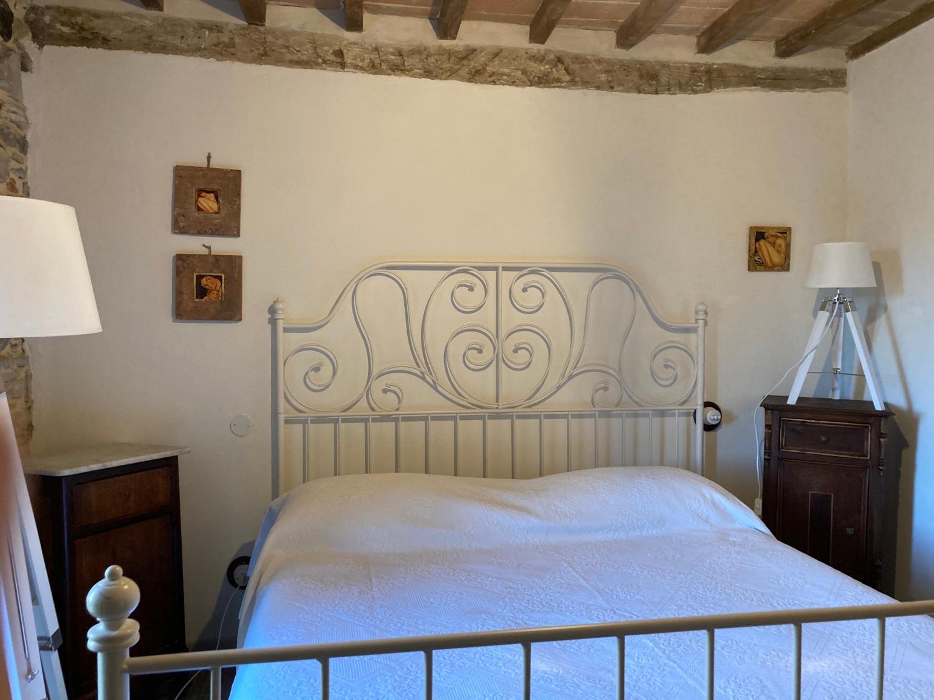 Double or Twin Room with Balcony - Photo 21