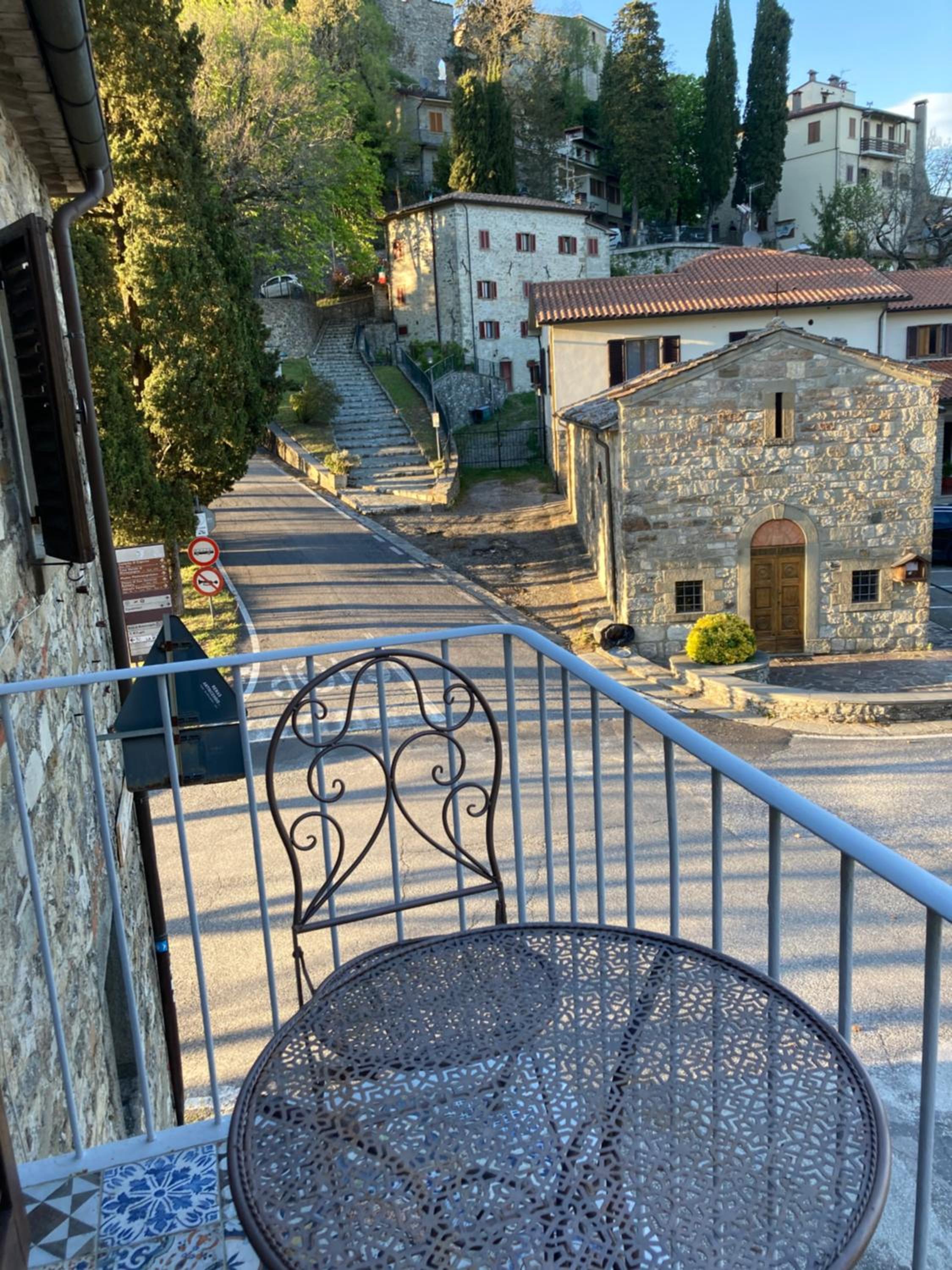Double or Twin Room with Balcony - Photo 11