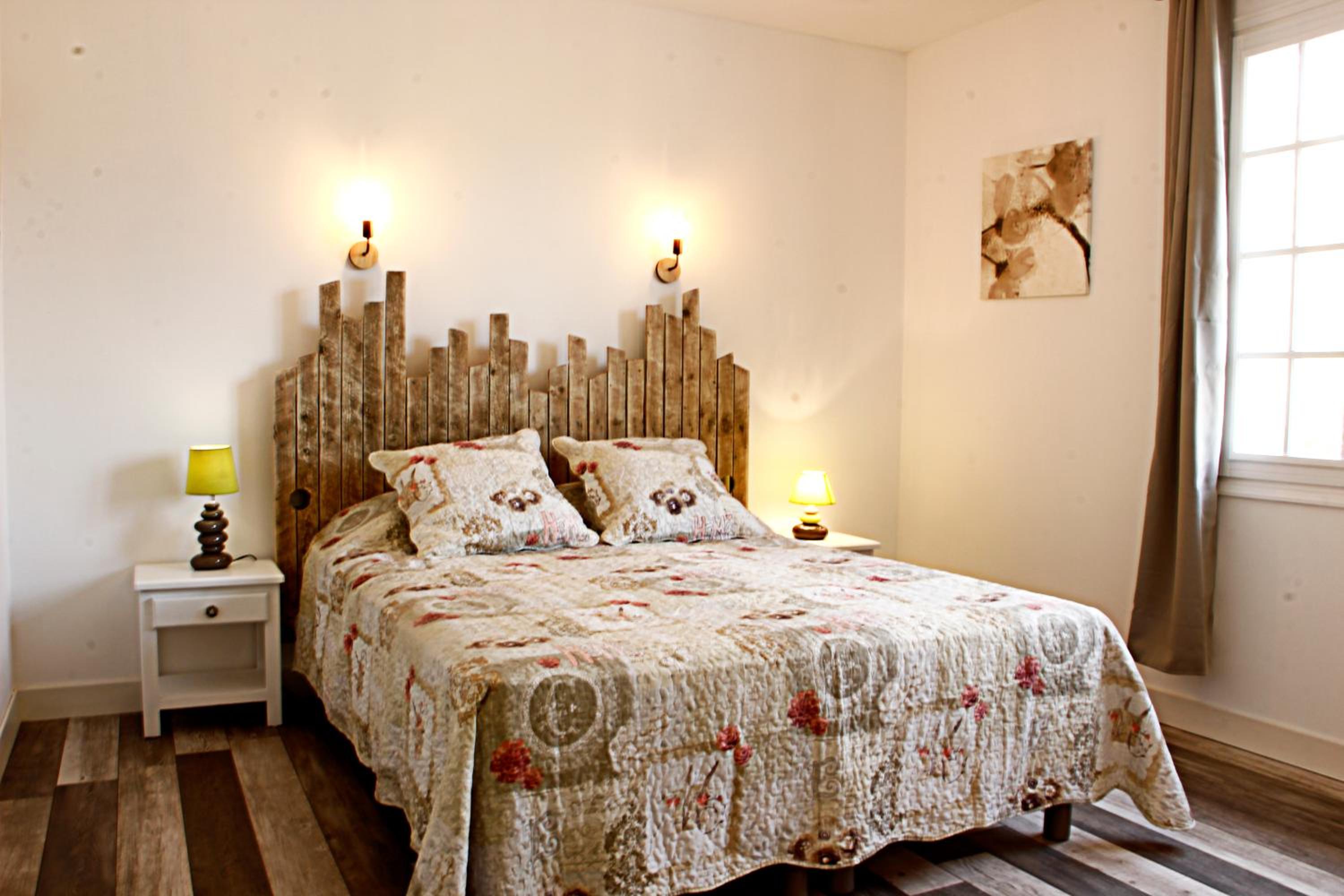 Double Room with Private Bathroom - Photo 3