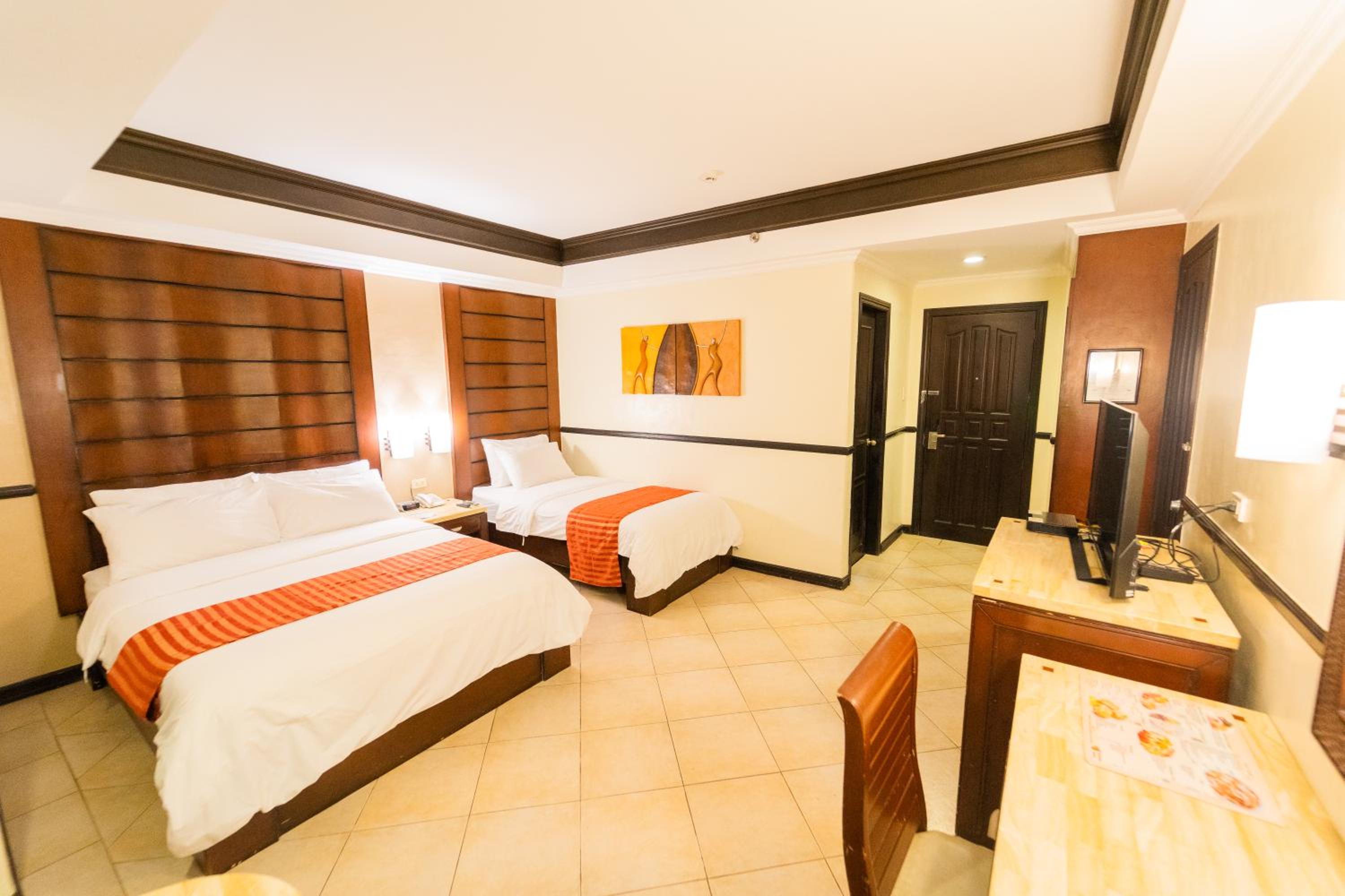 Superior Double or Twin Room photo 3