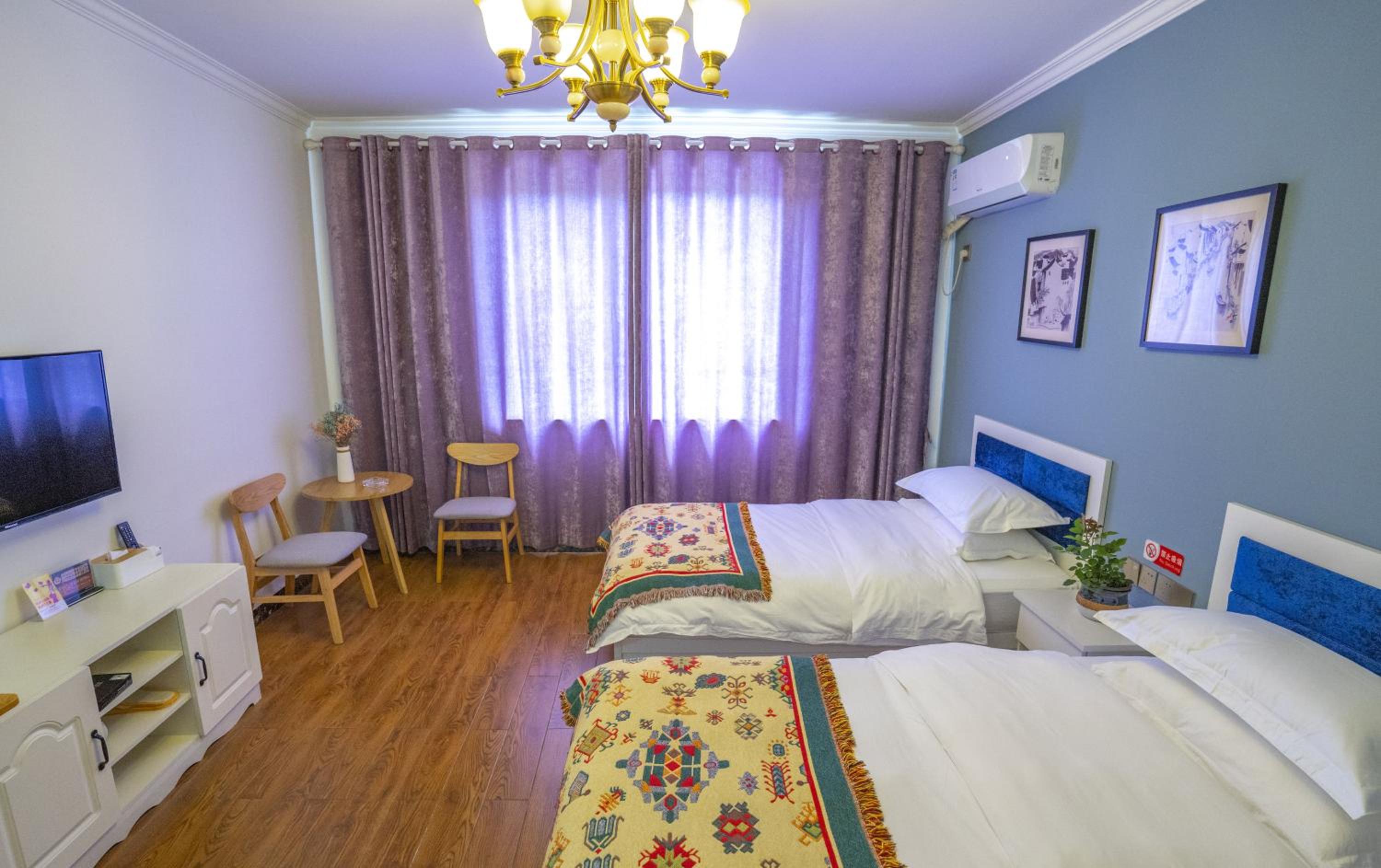 Deluxe Twin Room photo 2