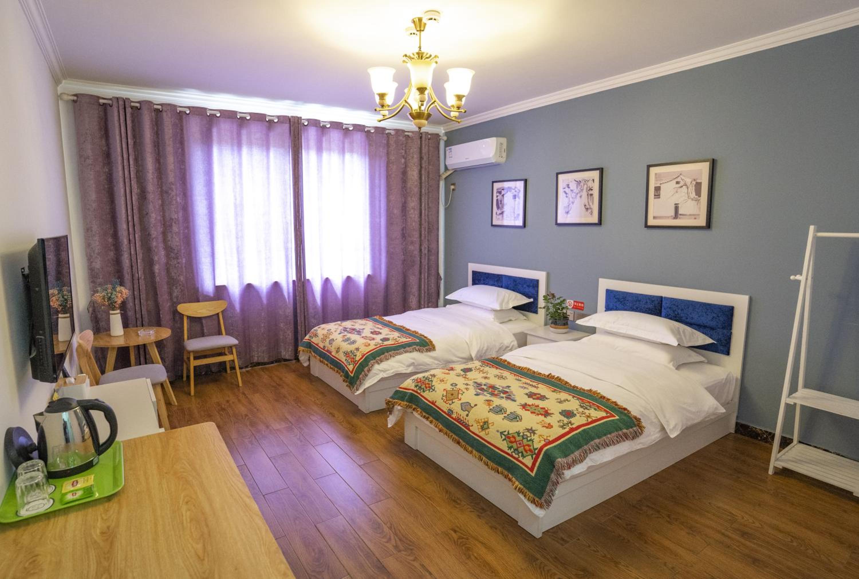 Deluxe Twin Room photo 3