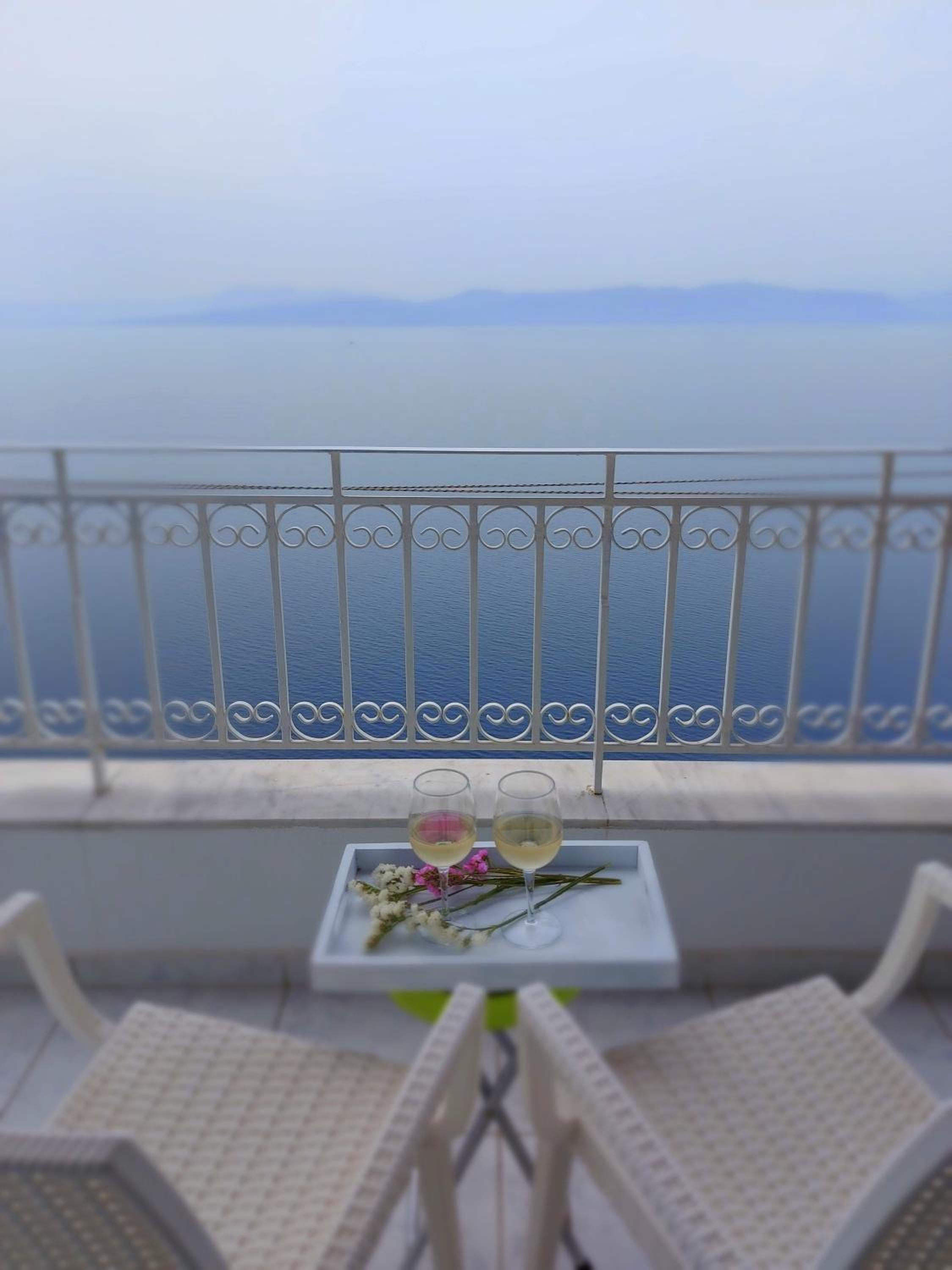 Studio with Sea View - Photo 21
