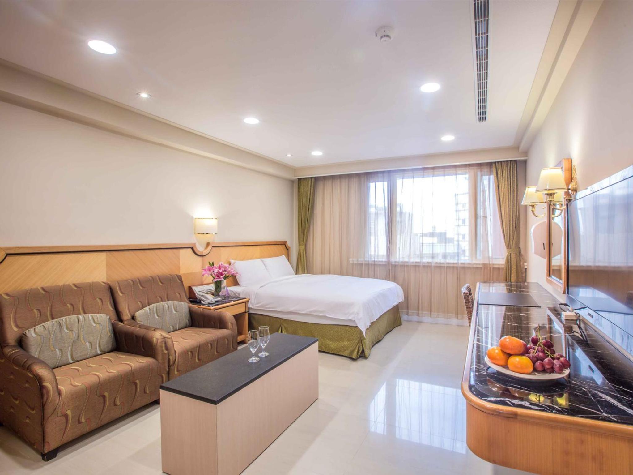 Deluxe Double Room photo 3
