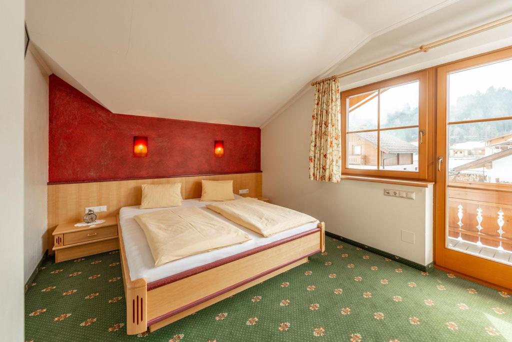 Deluxe Apartment with Balcony photo 1