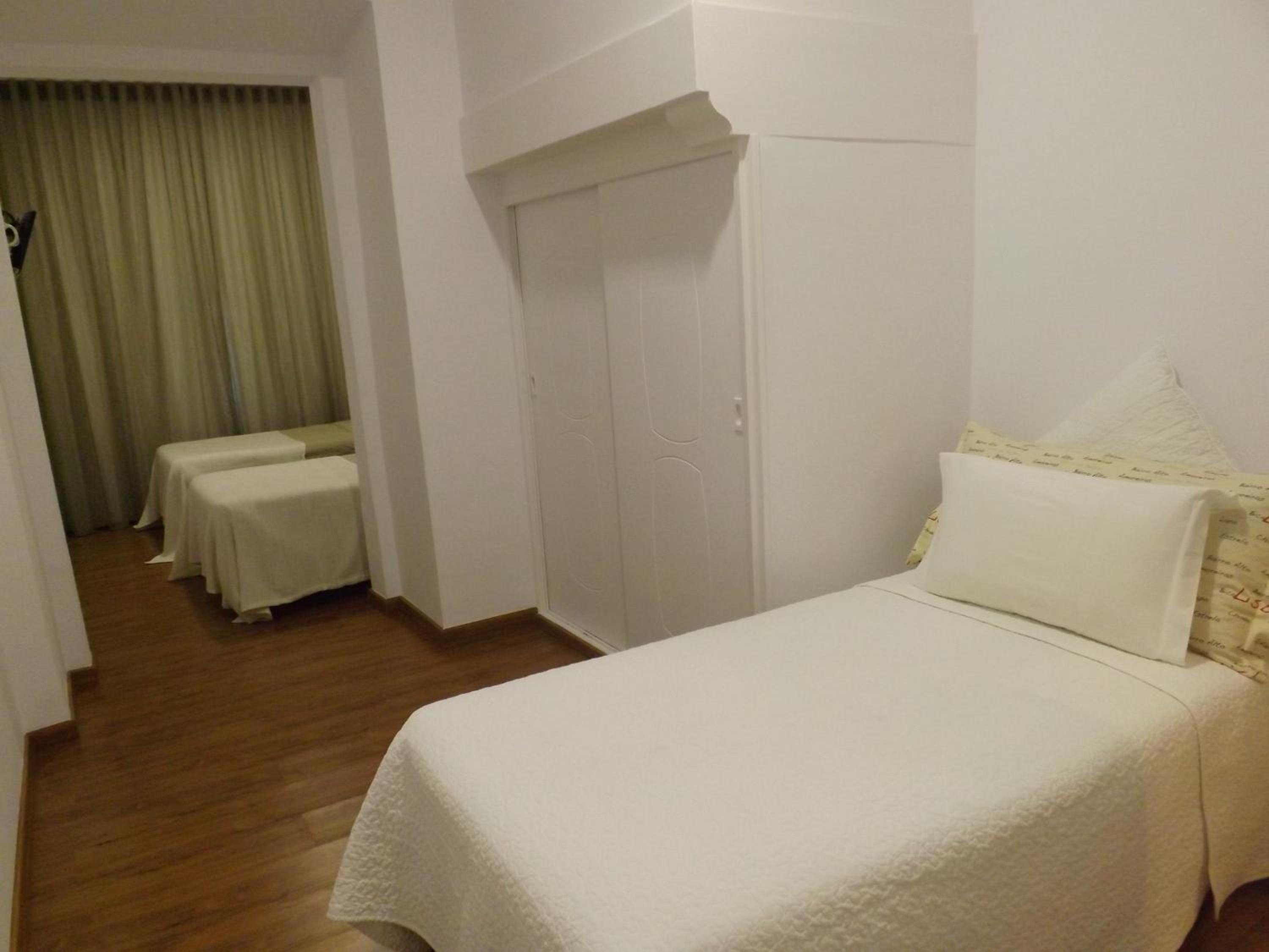 Triple Room - Photo 9