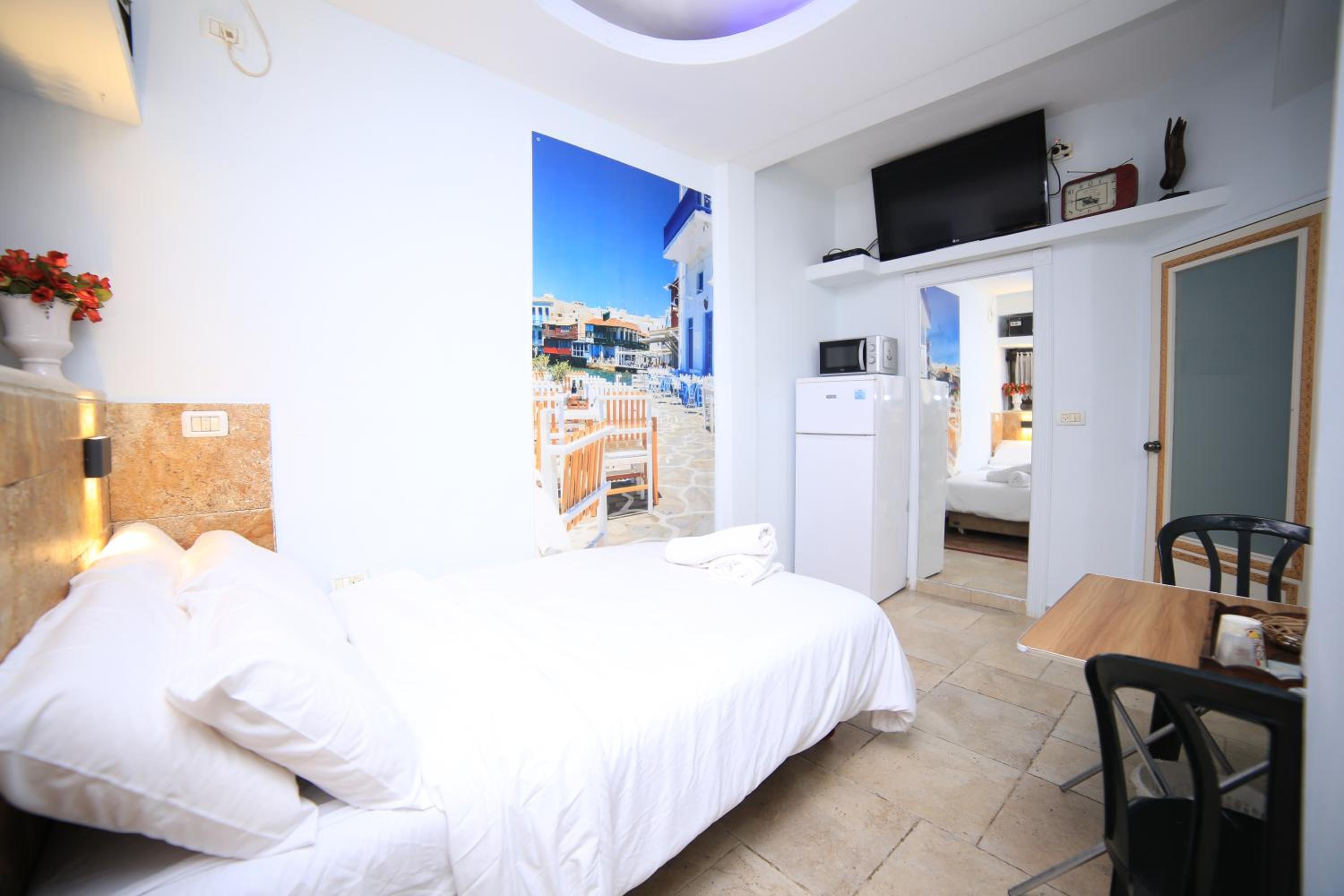Deluxe Double Room photo 3