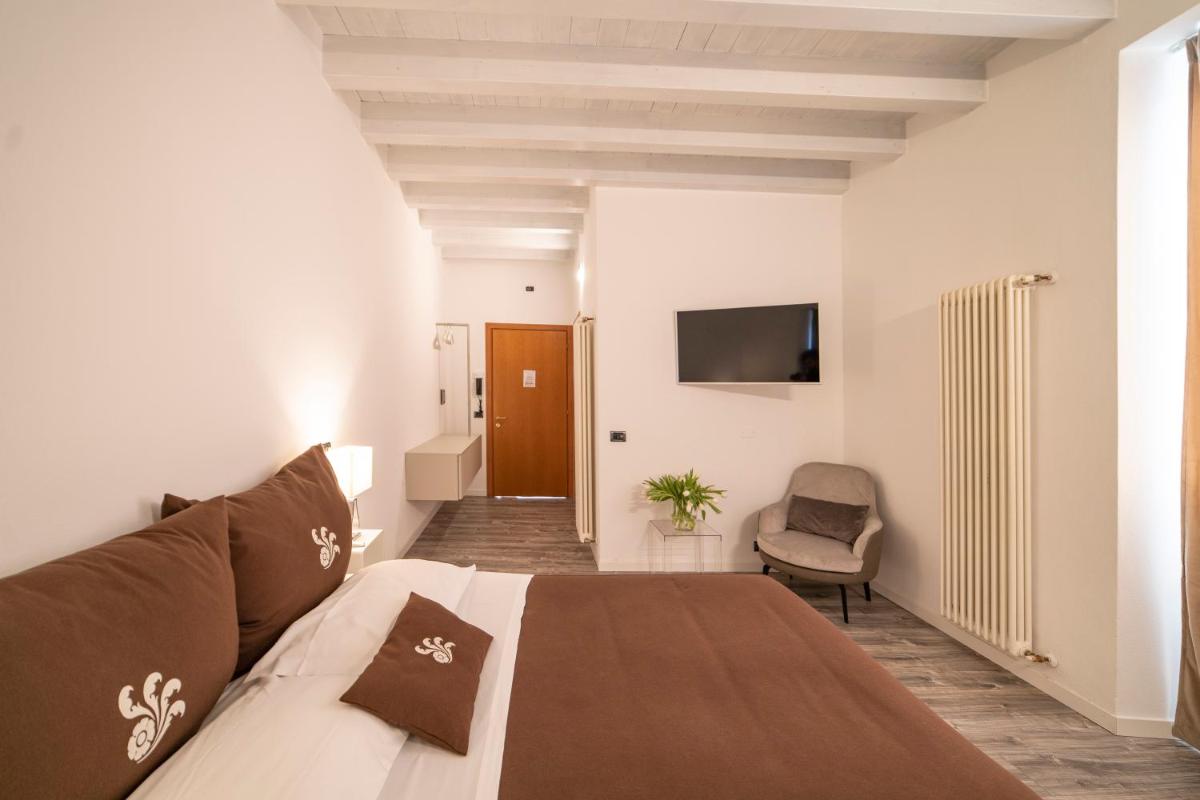 Double Standard Room photo 3