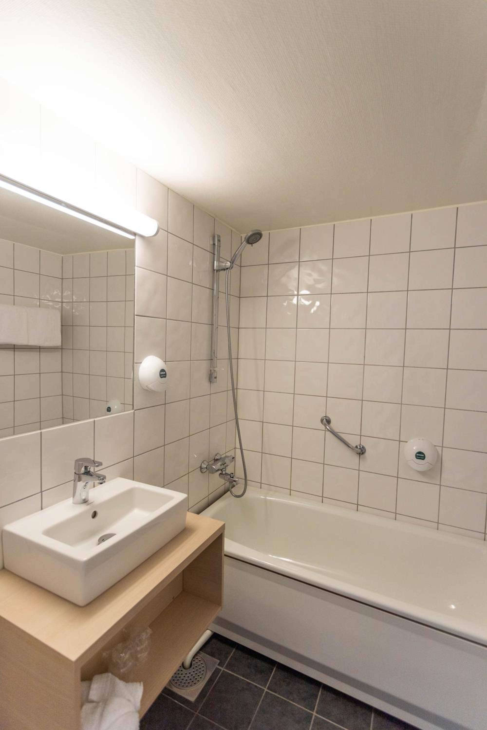 Double Room with Sea View - Photo 8