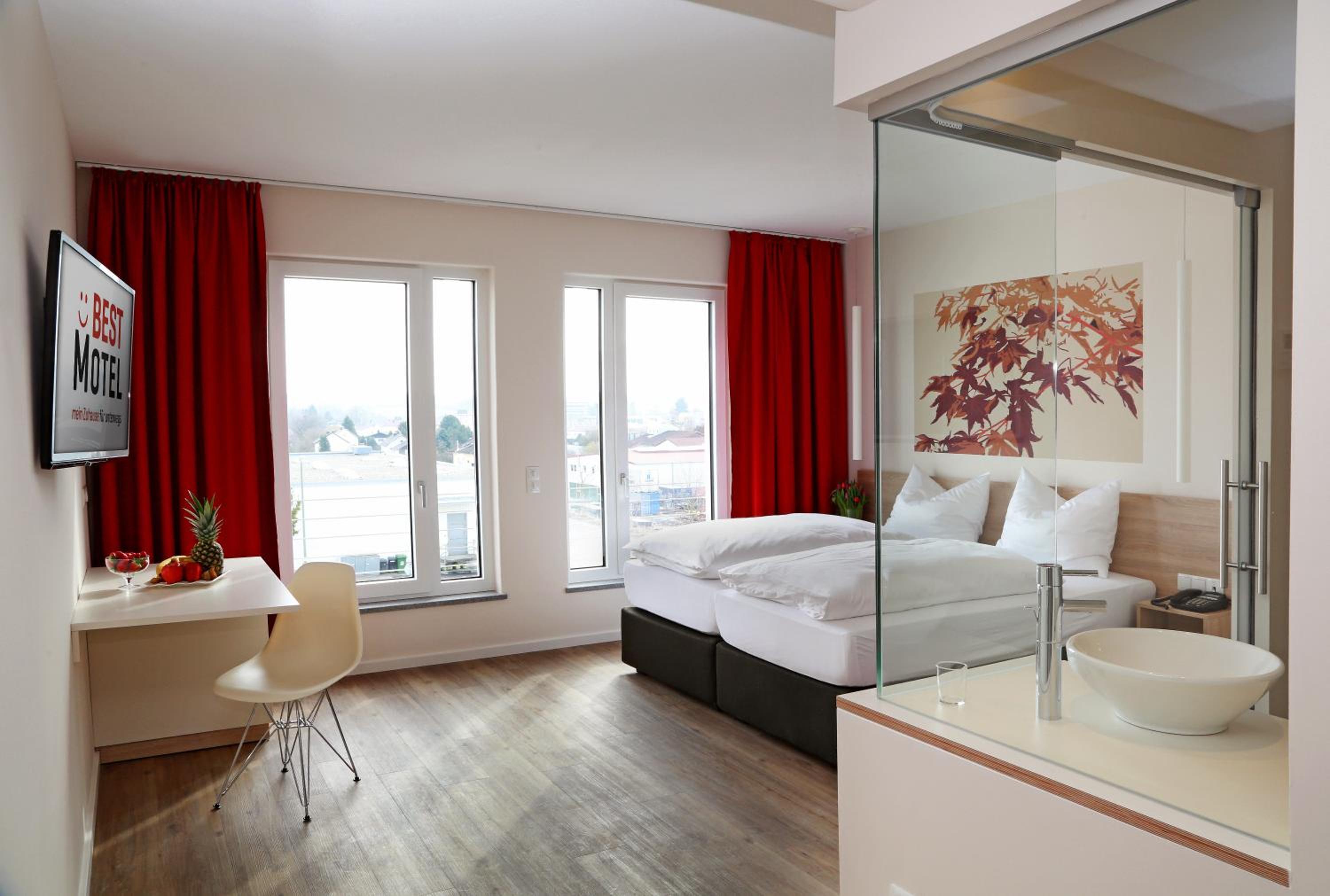 Double Room - Disability Access - Photo 1