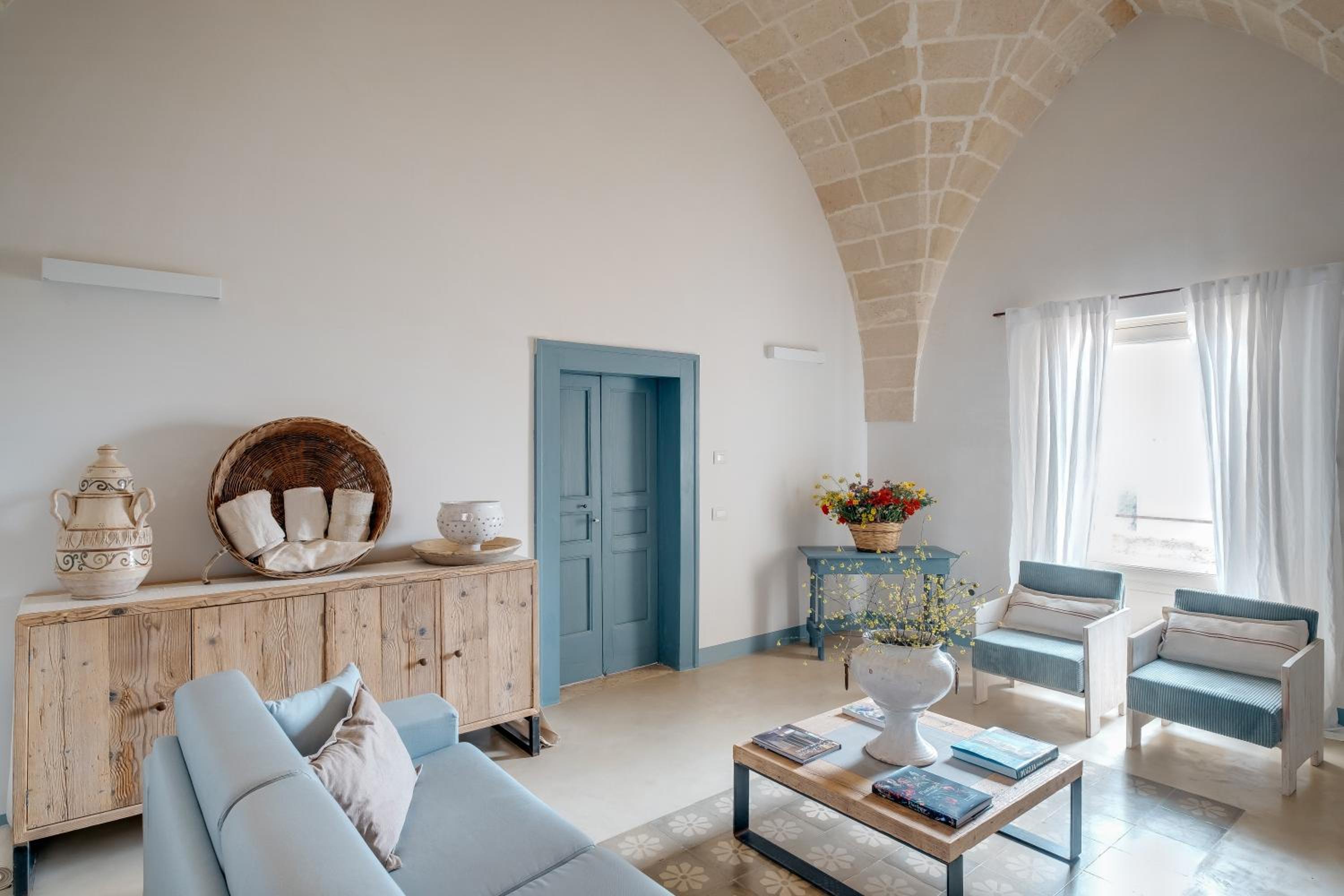 Suite - Photo 5