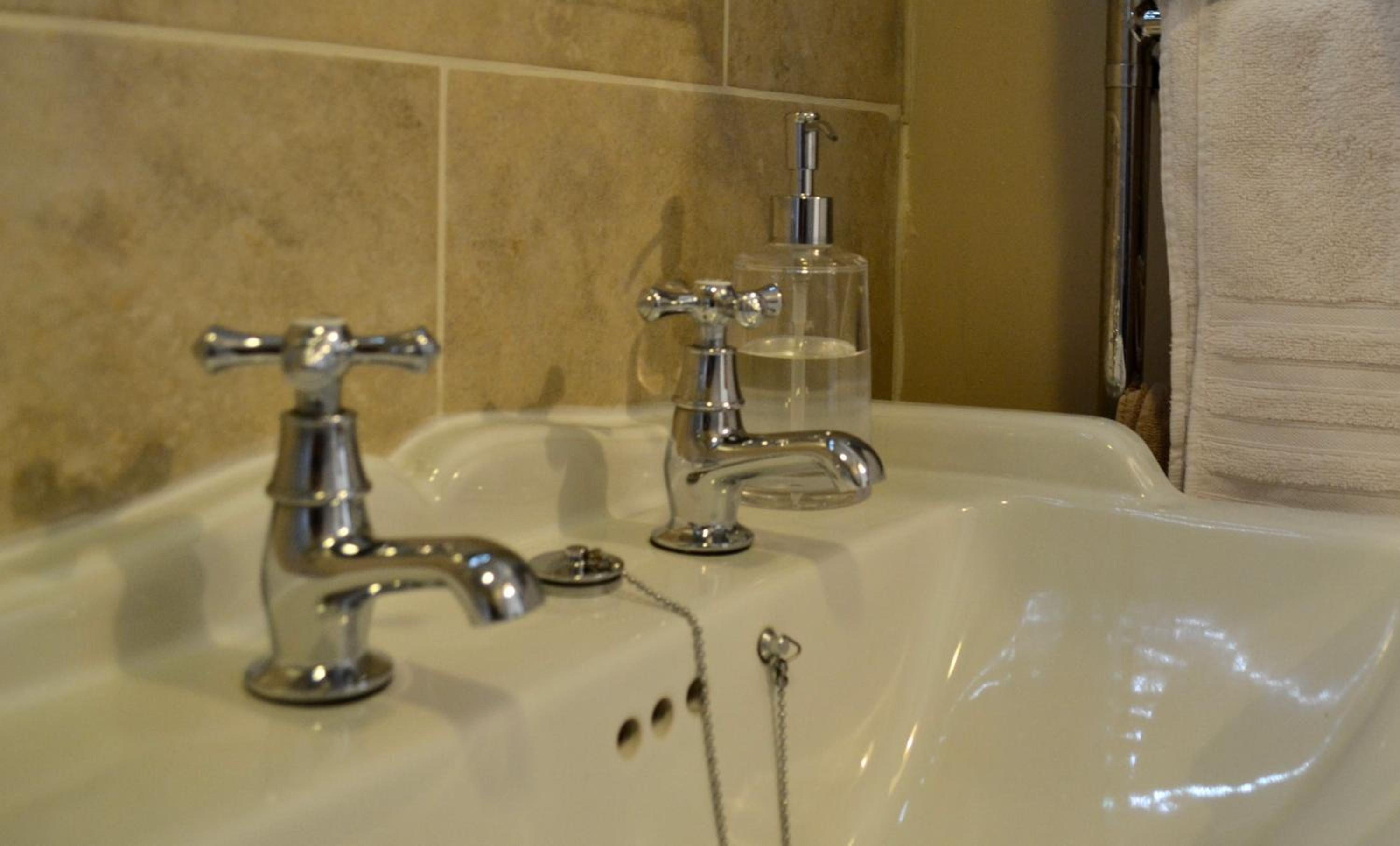 Deluxe Double or Twin Room with Garden View photo 2