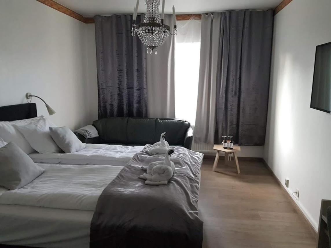 Double Room - Photo 6