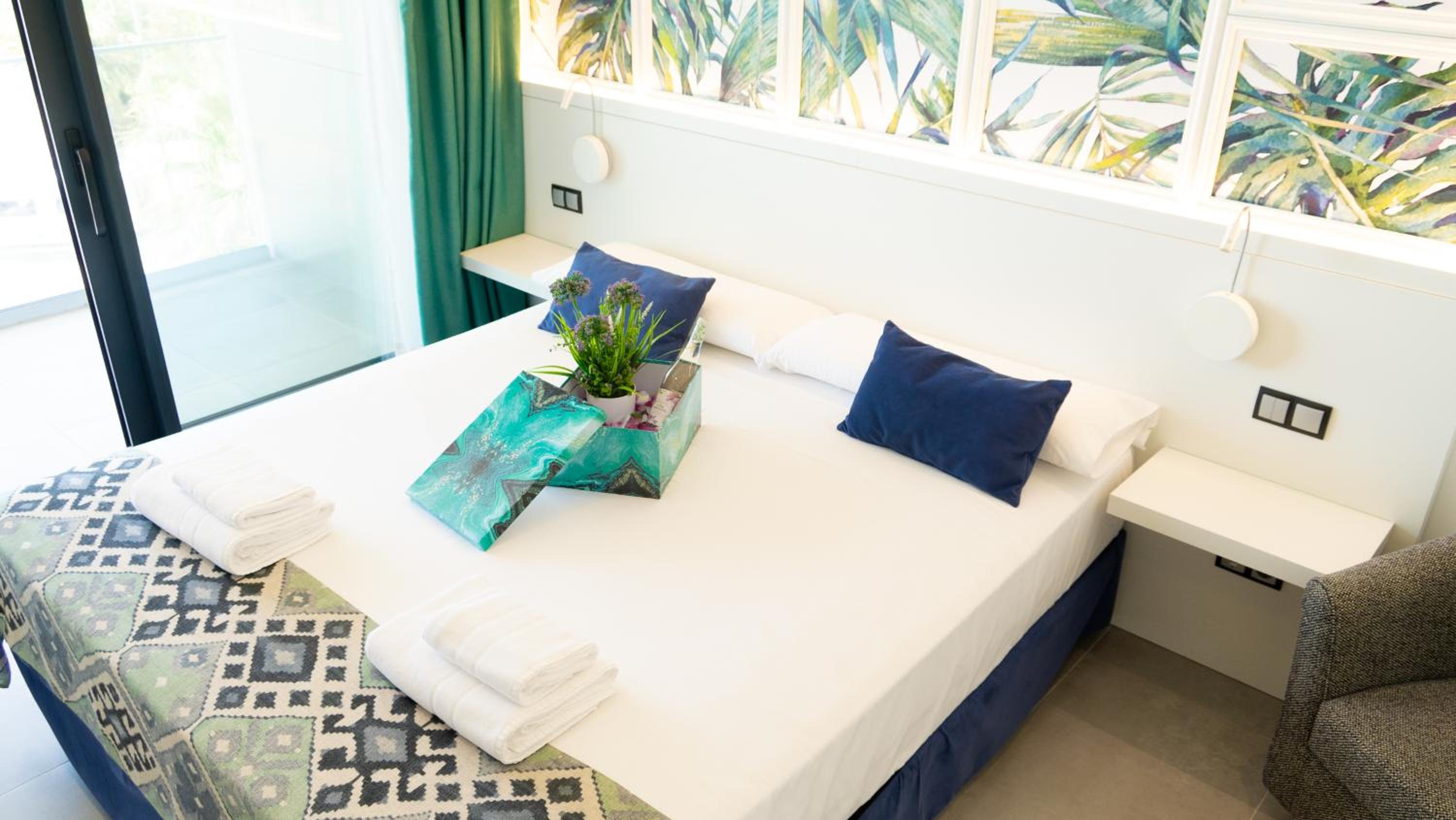 Deluxe Suite - Photo 32