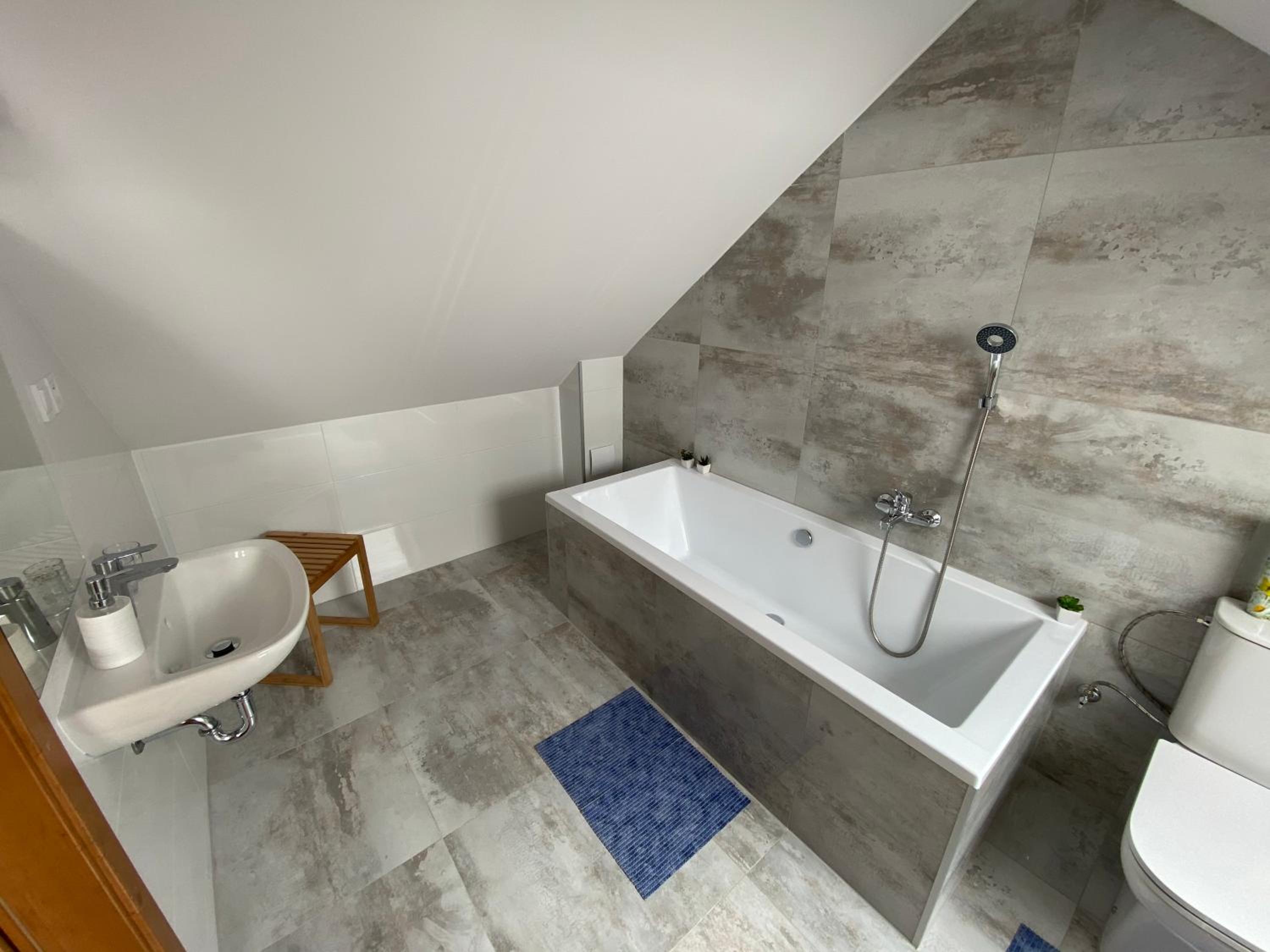 Standard Double or Twin Room - Photo 3