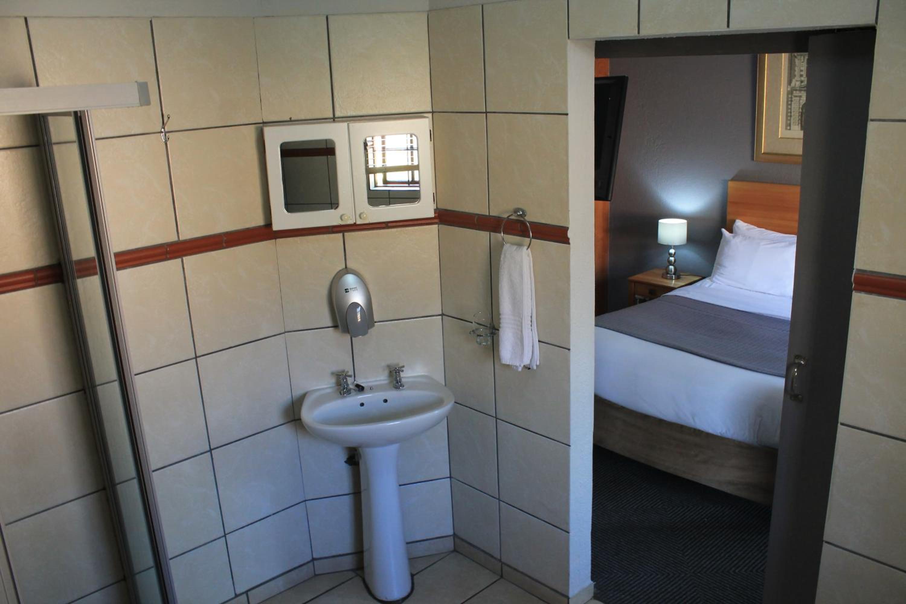 Deluxe Double Room photo 3