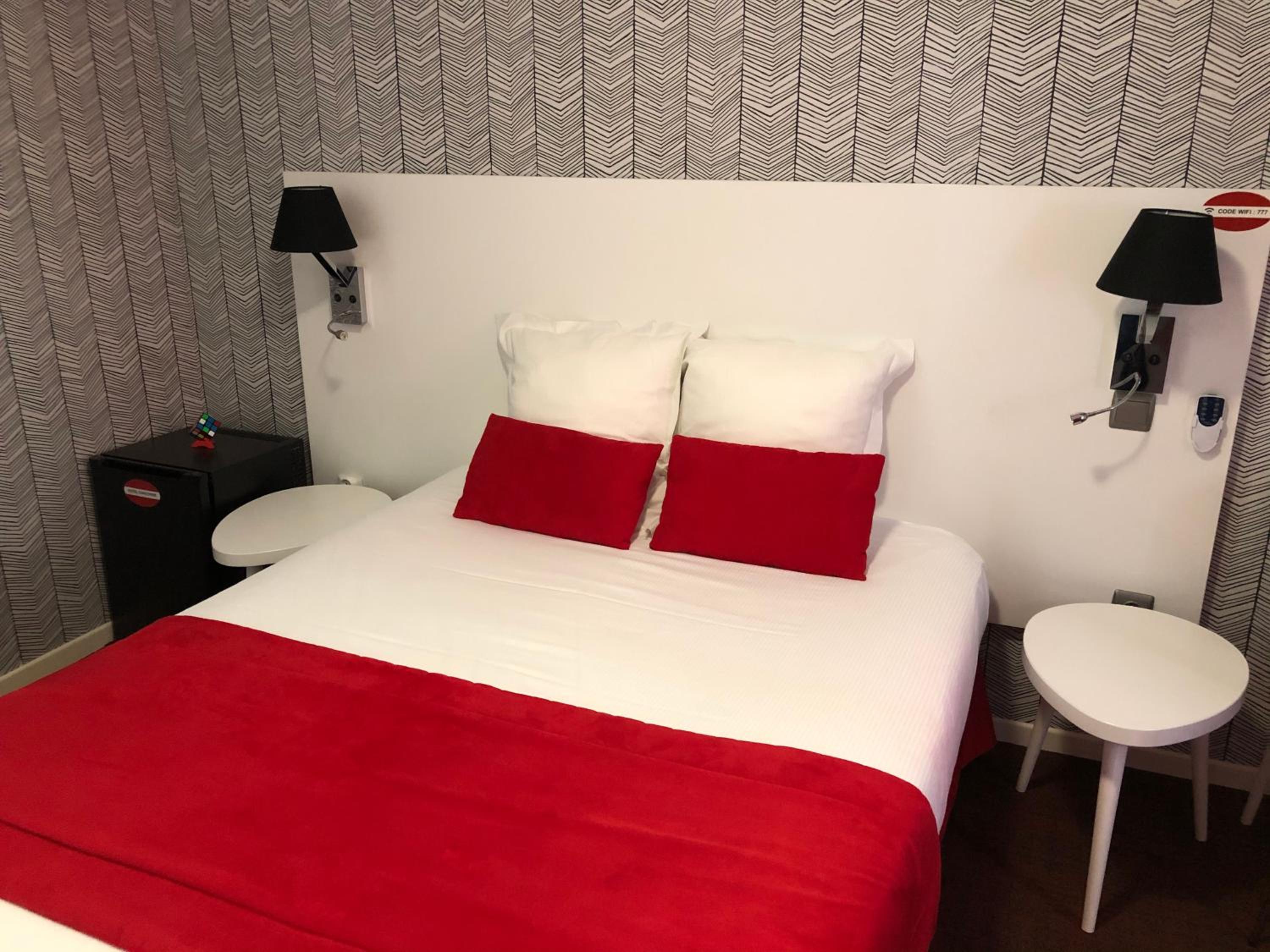 Double Room - Photo 31
