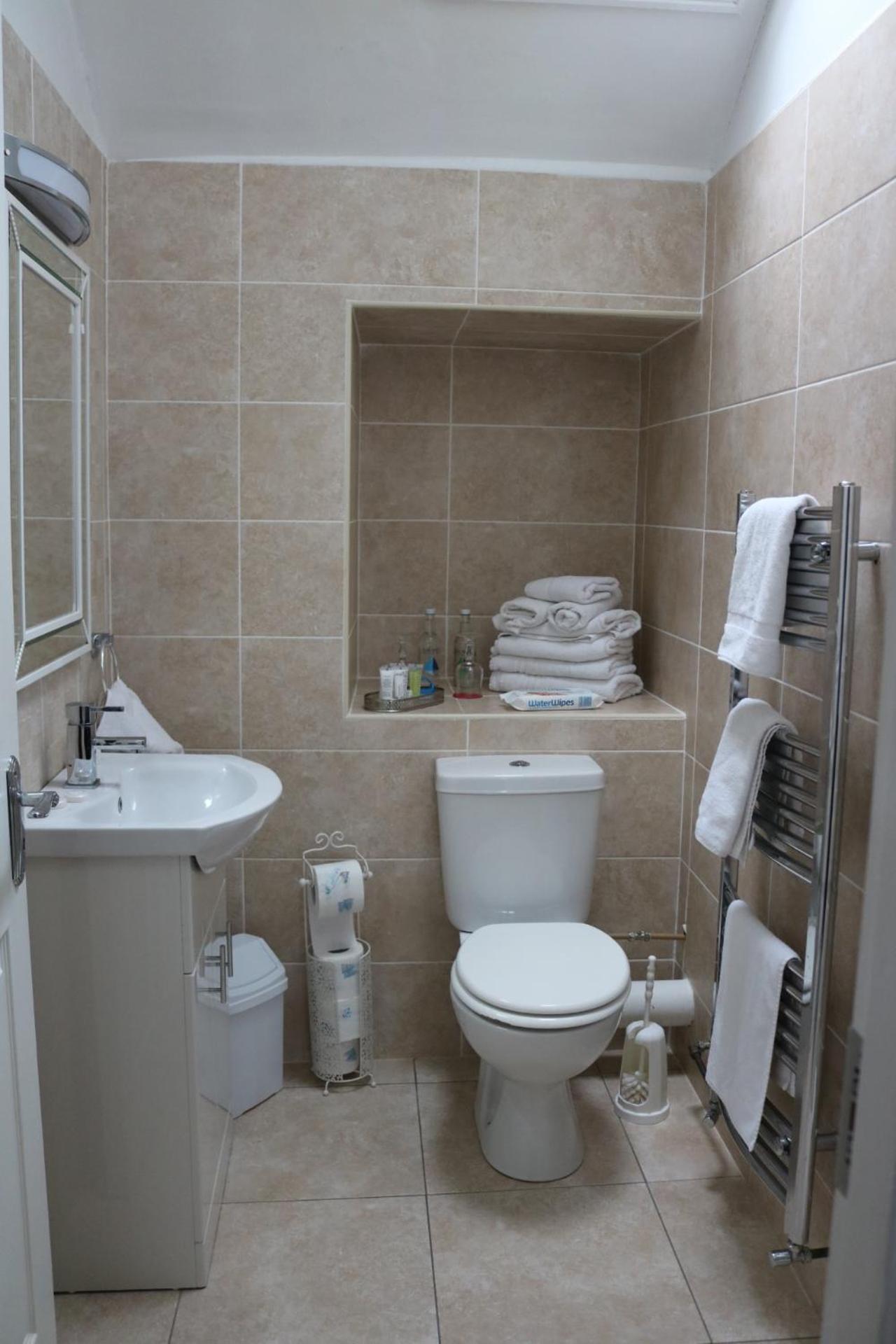 Single Room photo 3