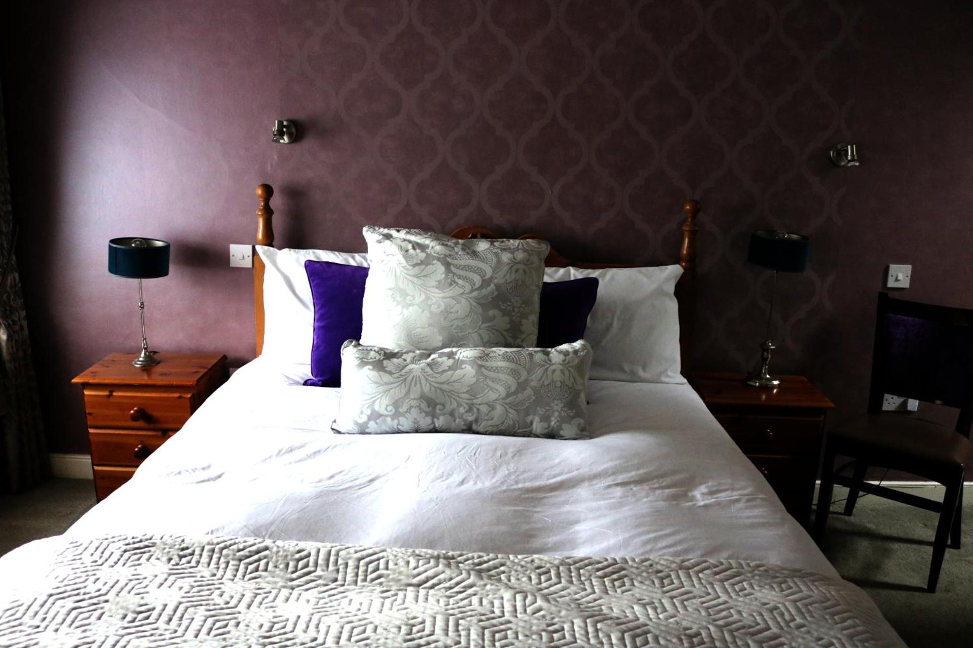 Large Double Room photo 2