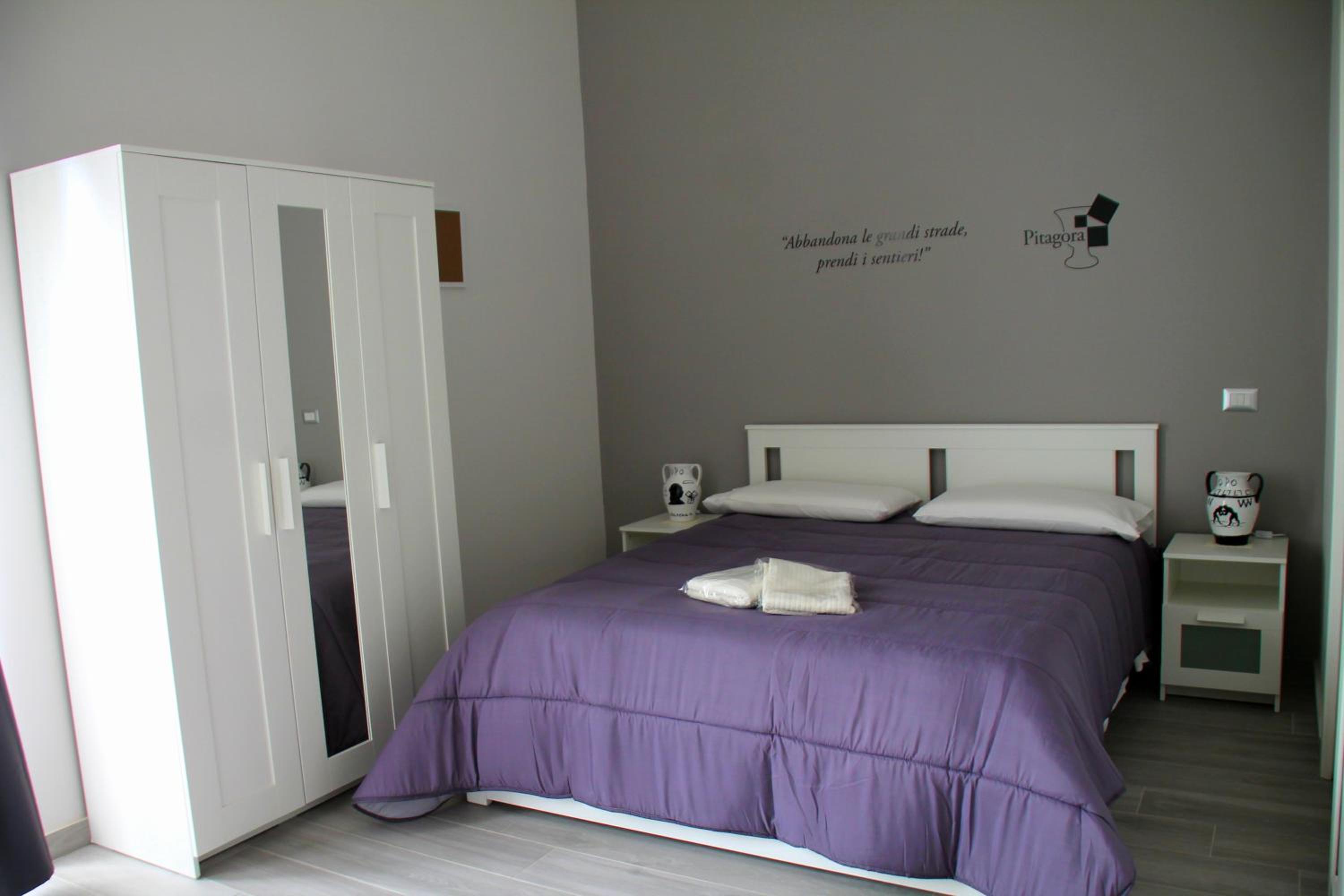 Triple Room with Sea View - Photo 22