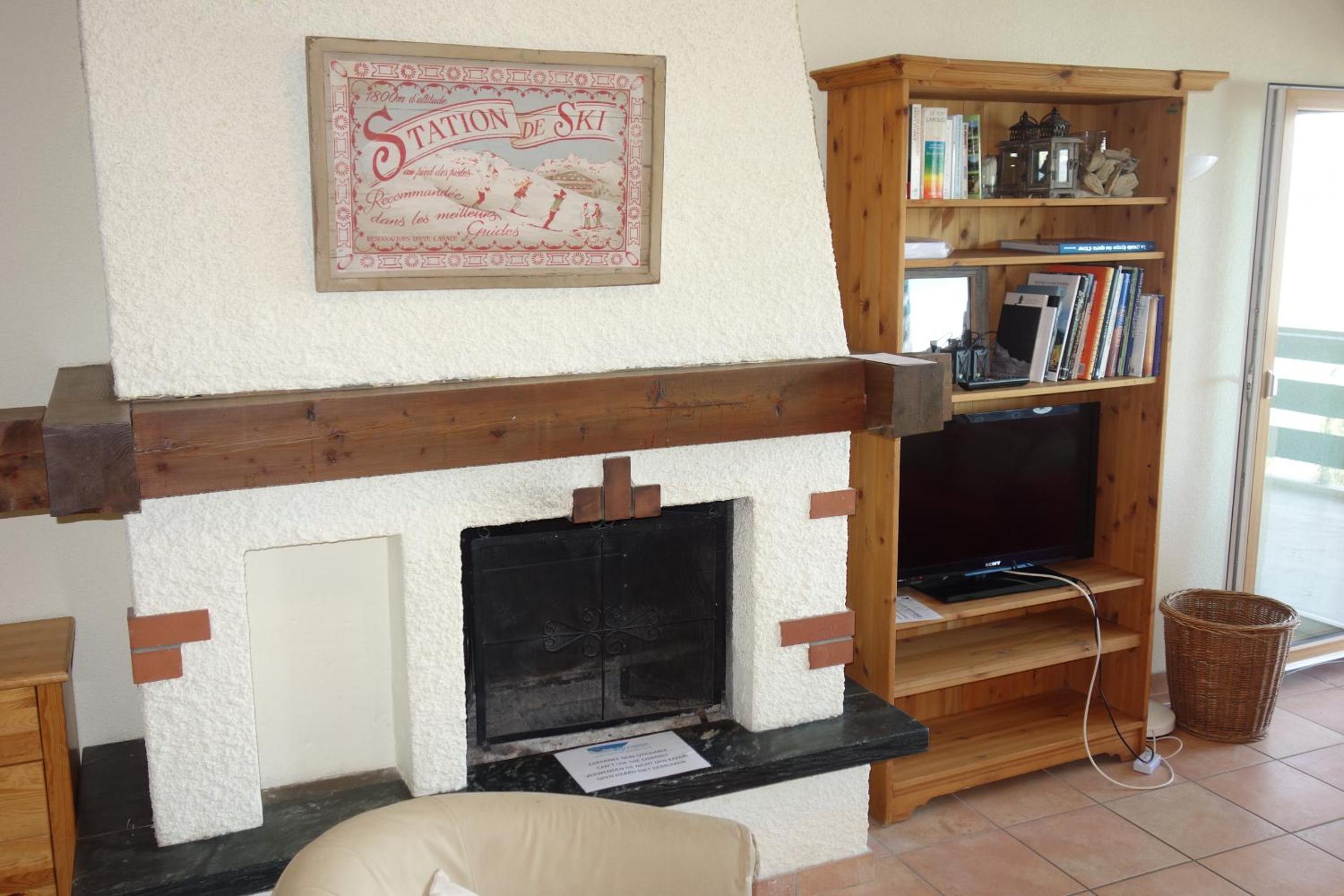 Apartment With Balcony photo 3