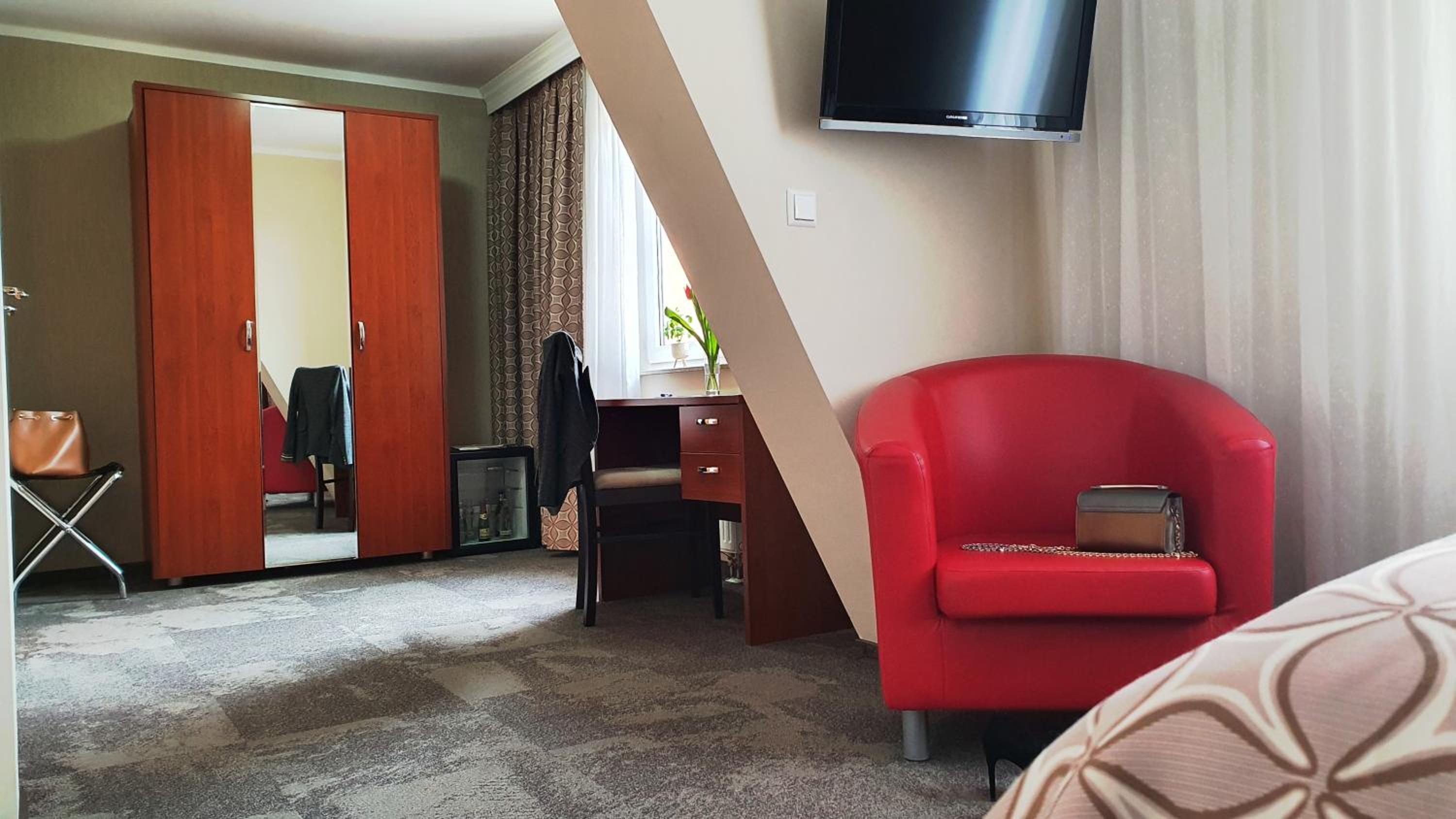 Standard Double Room - Photo 5