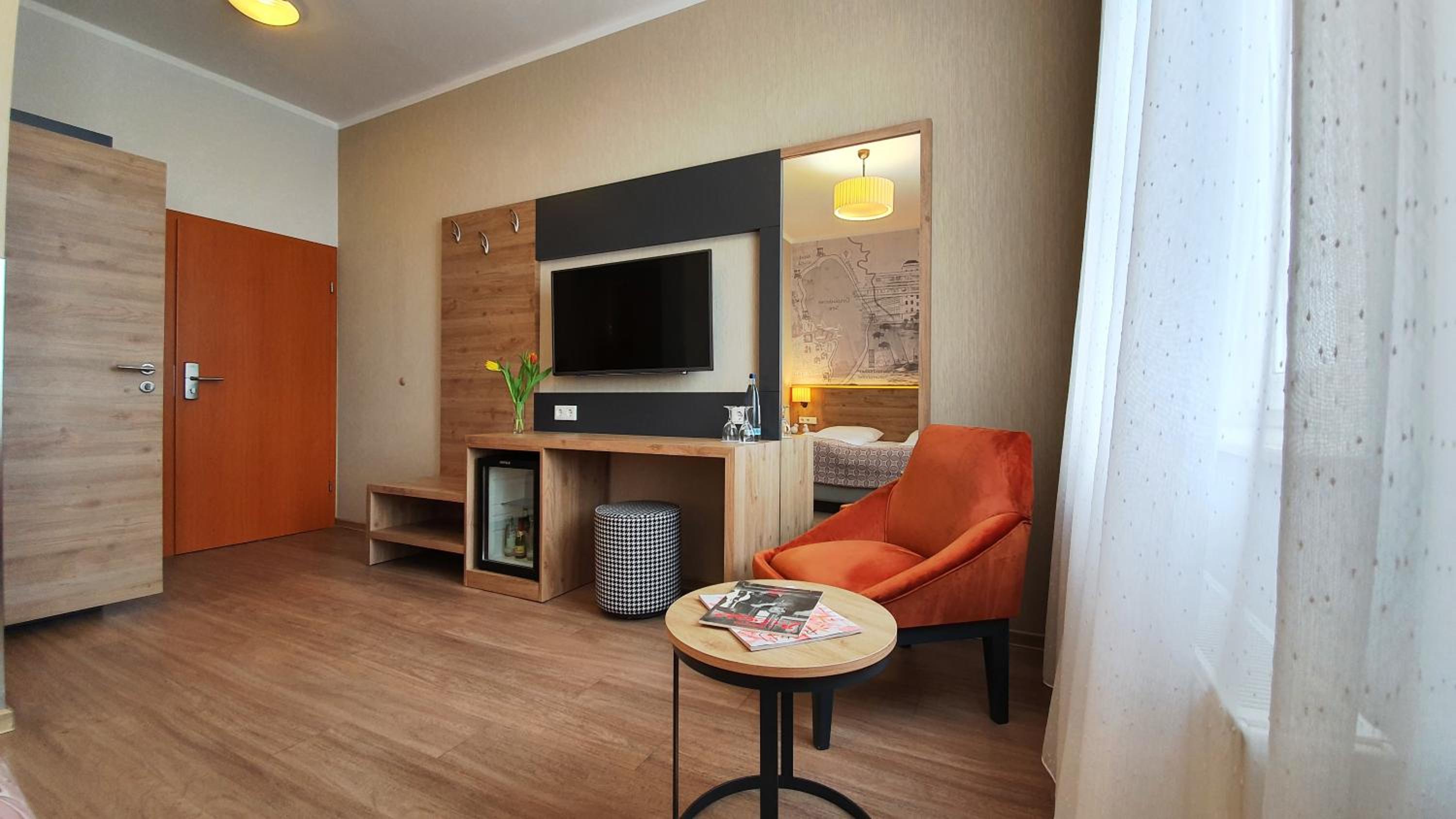 Standard Double Room - Photo 23
