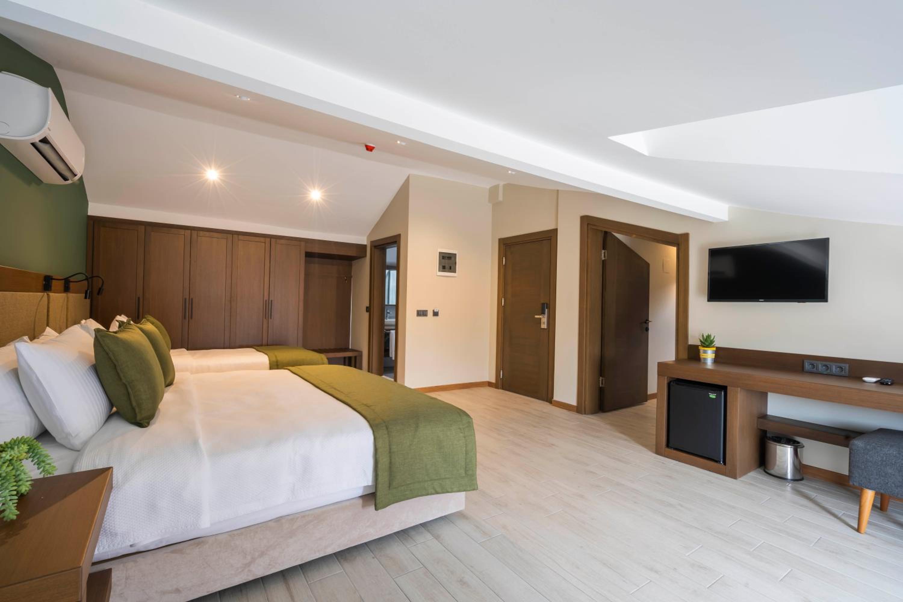 Suite with Sea View photo 1