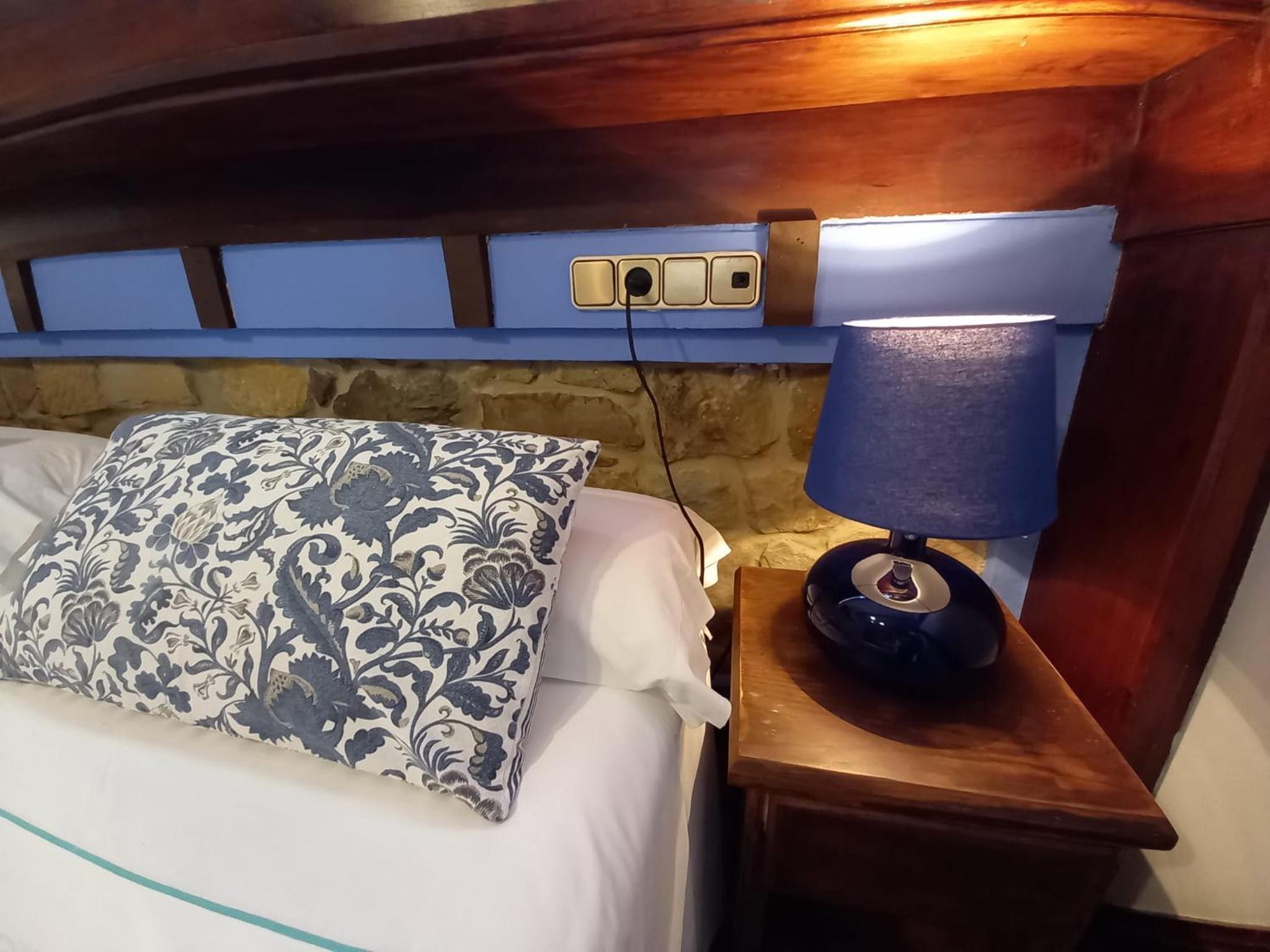 Double Room - Photo 2