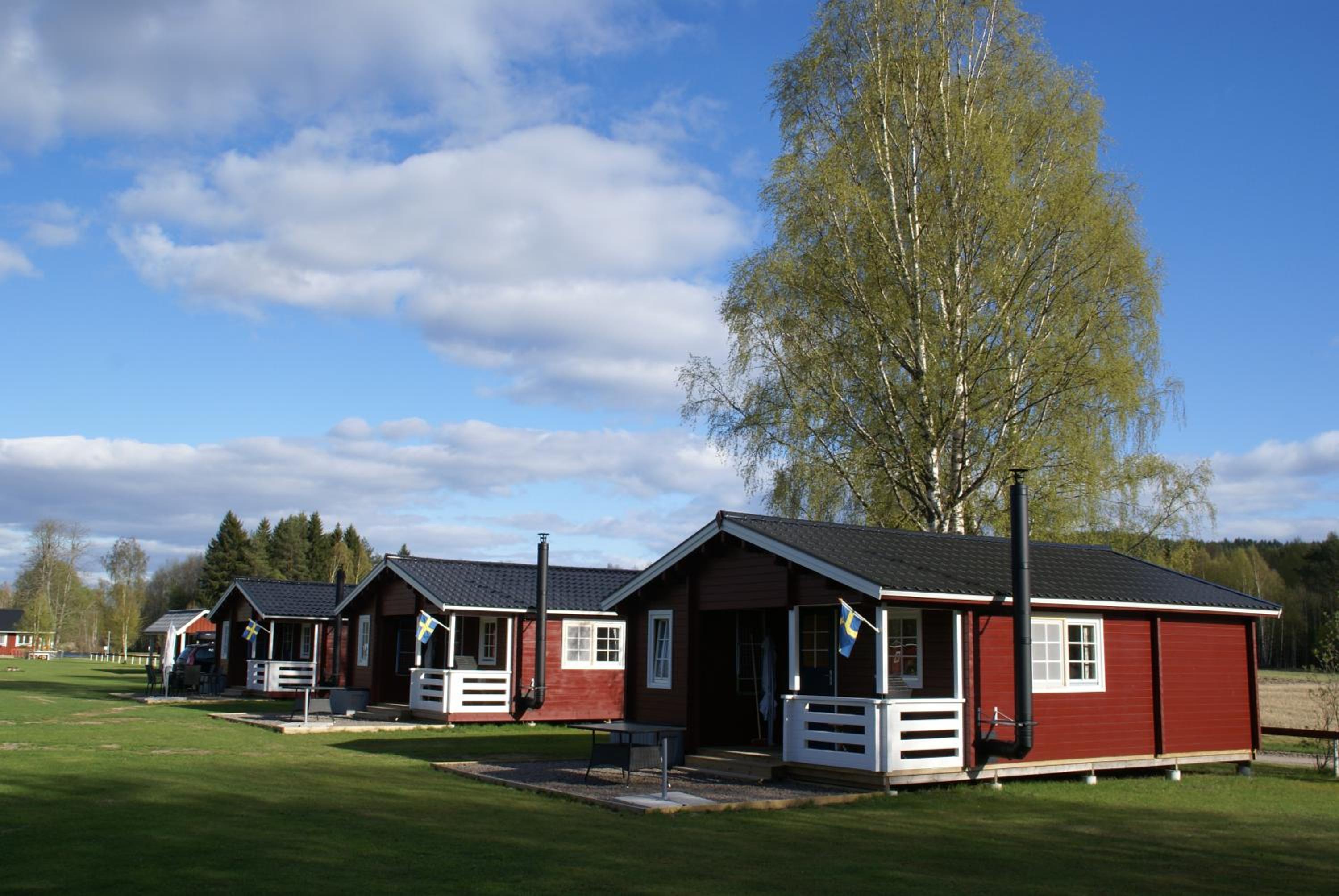 Two-Bedroom House - Photo 4