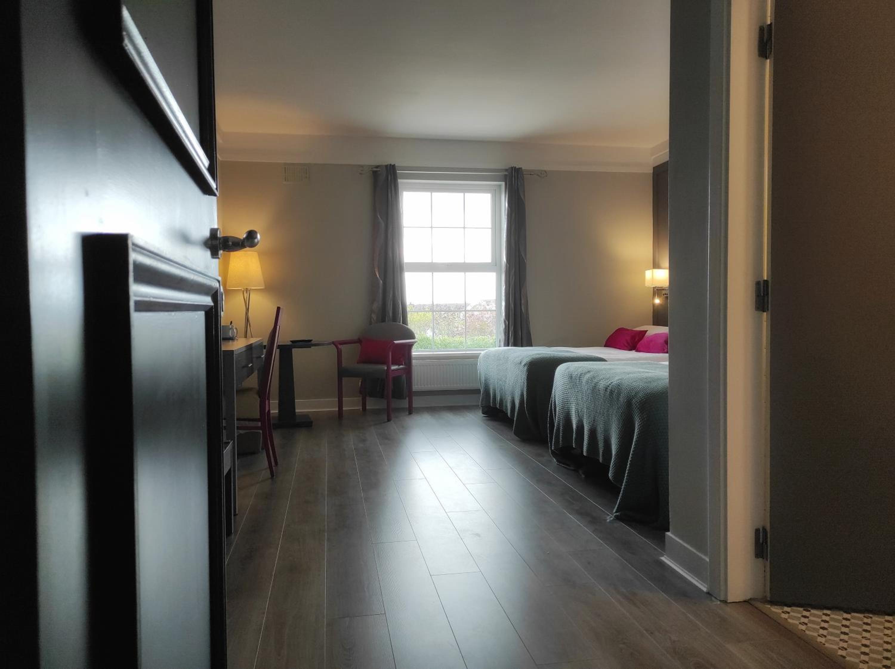 Superior Double and Single Room photo 1