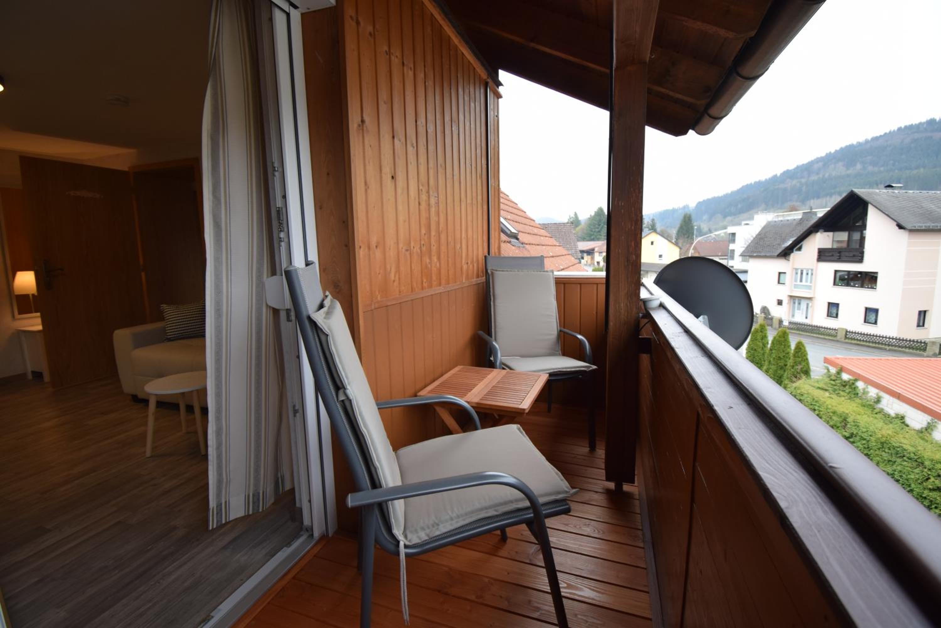 Junior Suite with Balcony photo 2