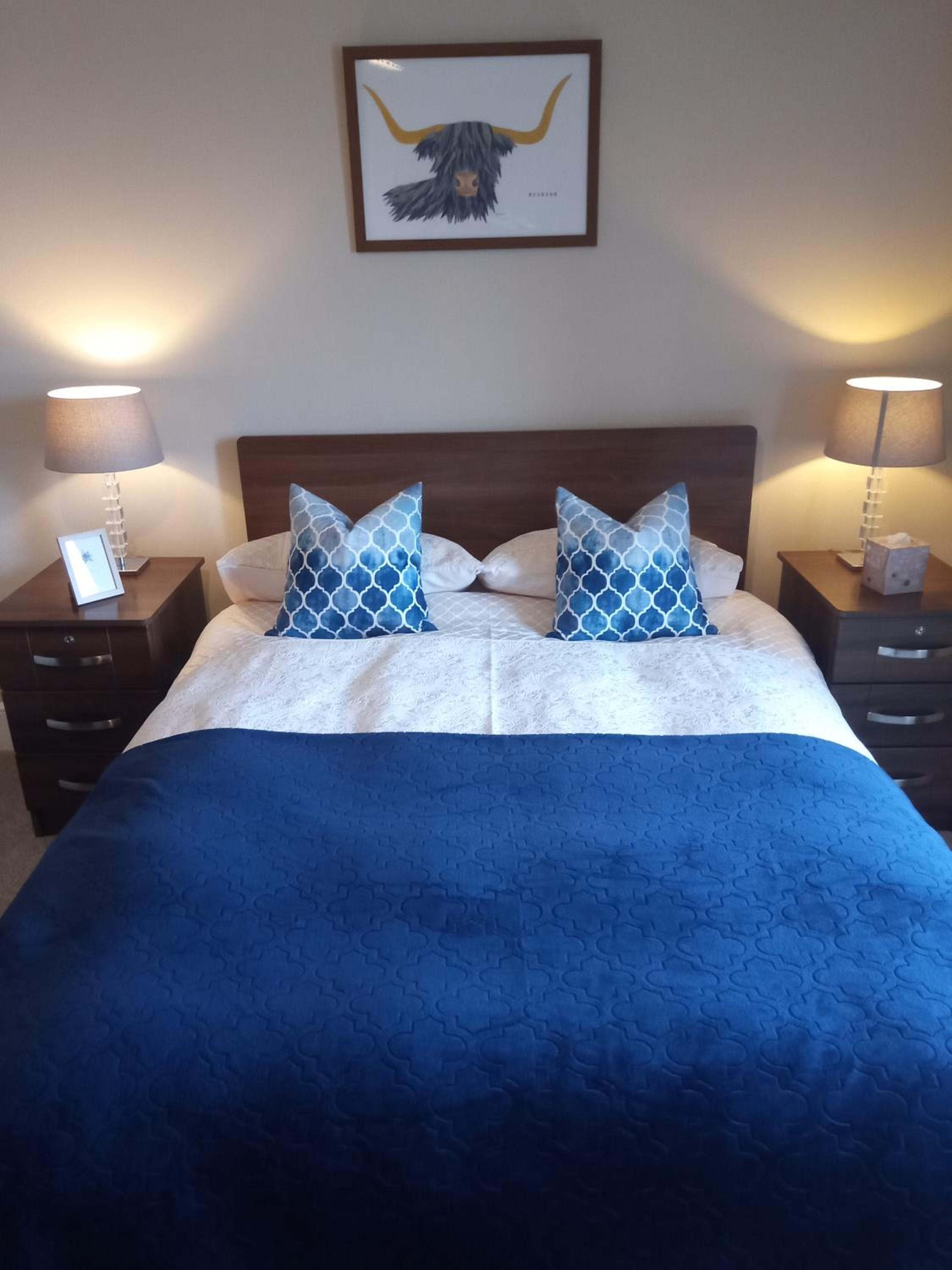 Double Room with Lake View - Photo 9