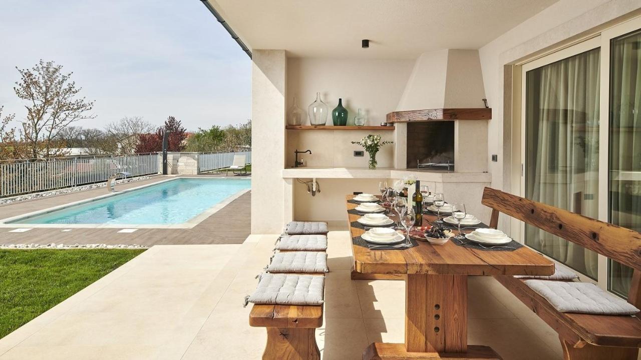 Villa with Private Pool photo 2