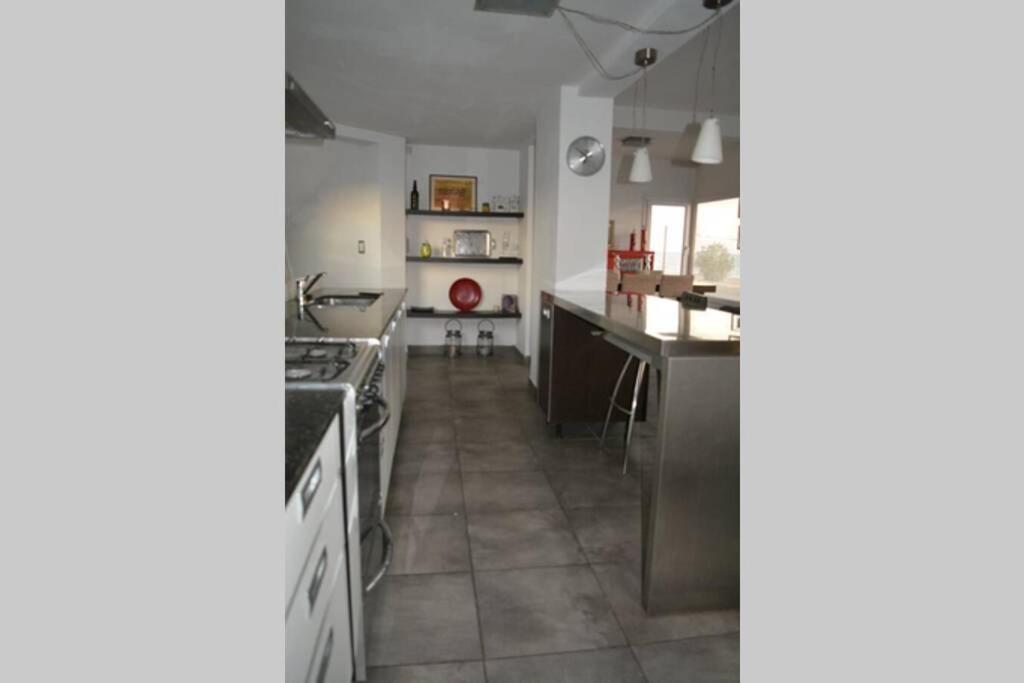 Four-Bedroom House photo 2