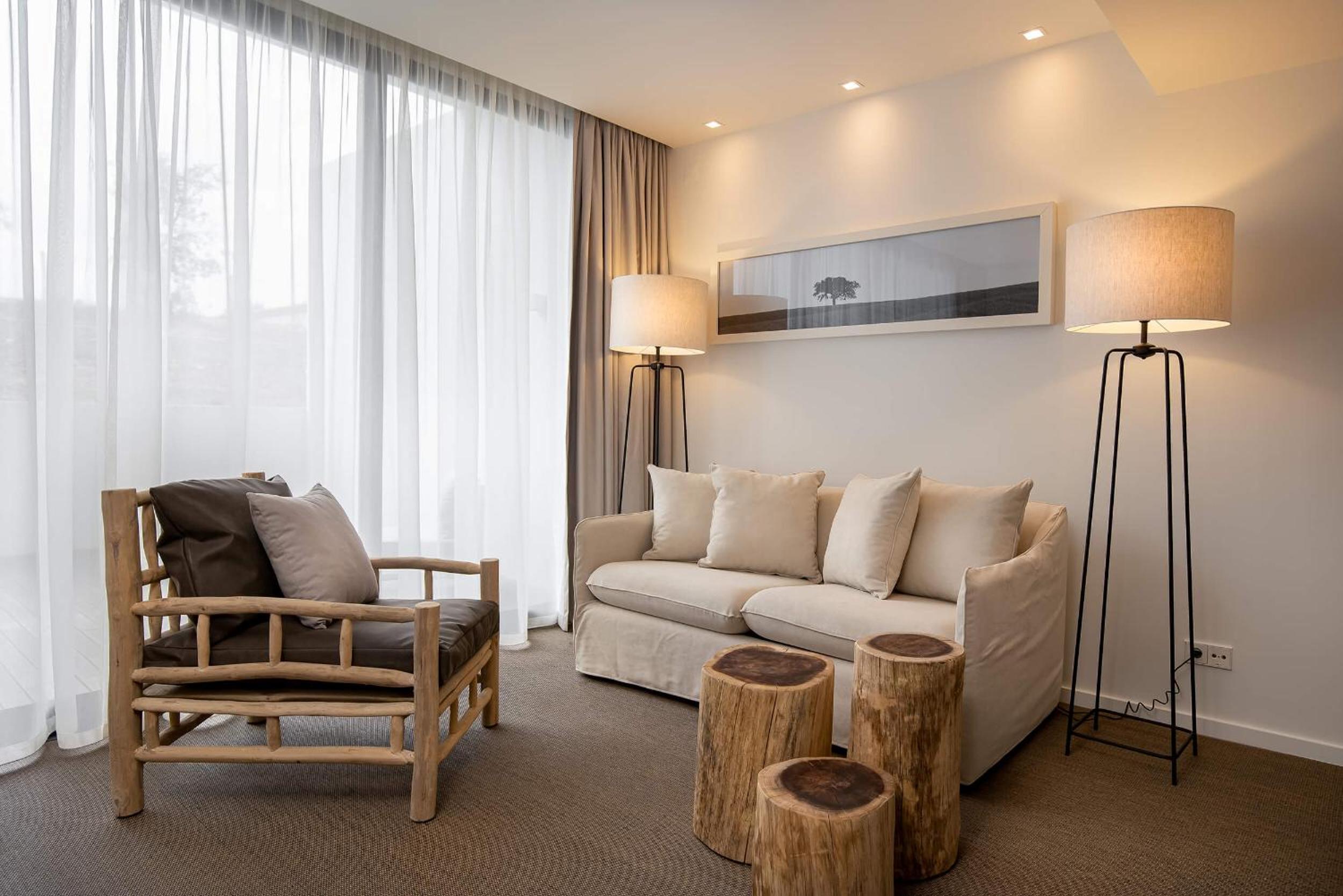 Double Room with Countryside View - Photo 3