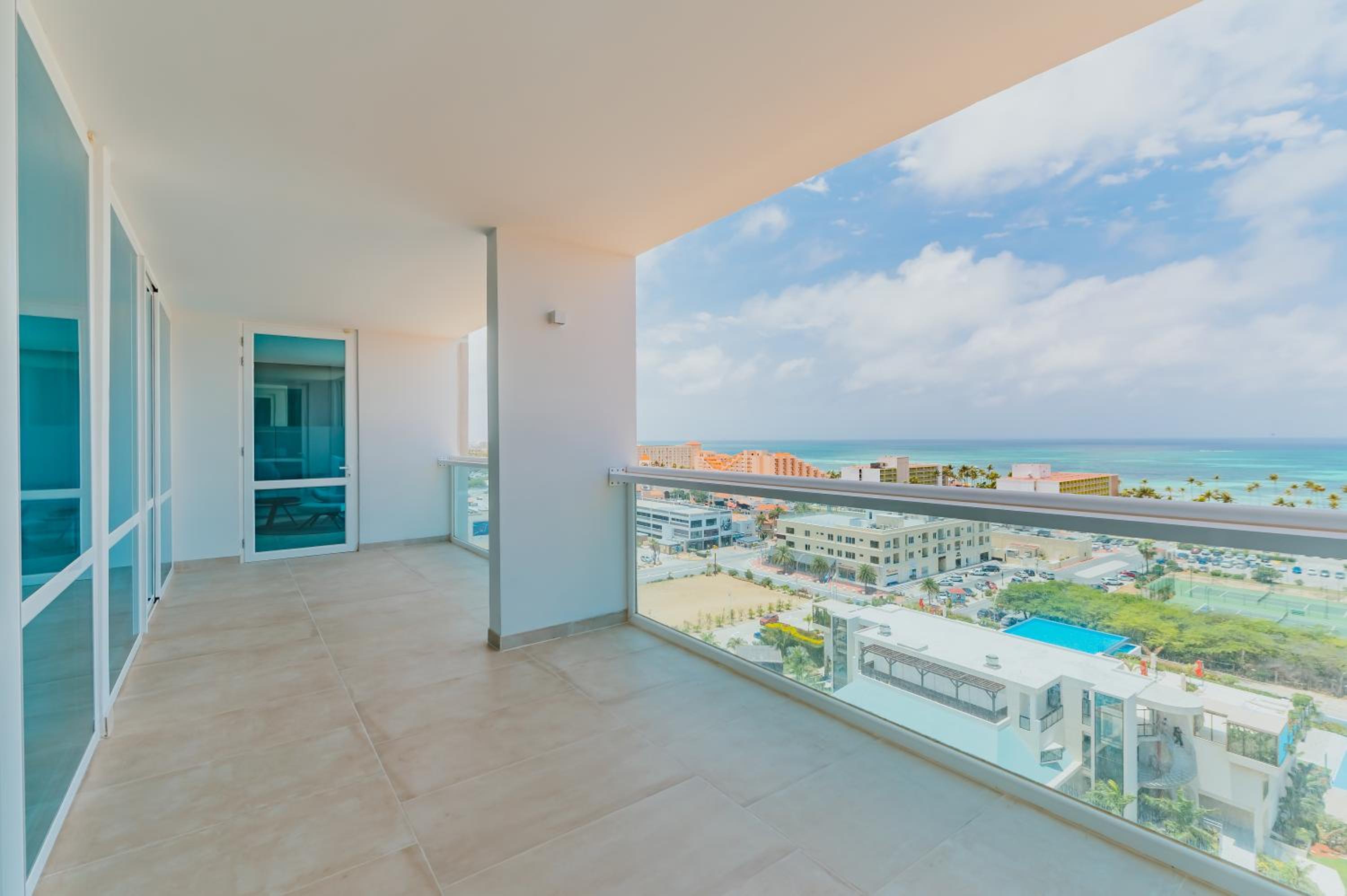 Premium Three-Bedroom Suite with Ocean View photo 1