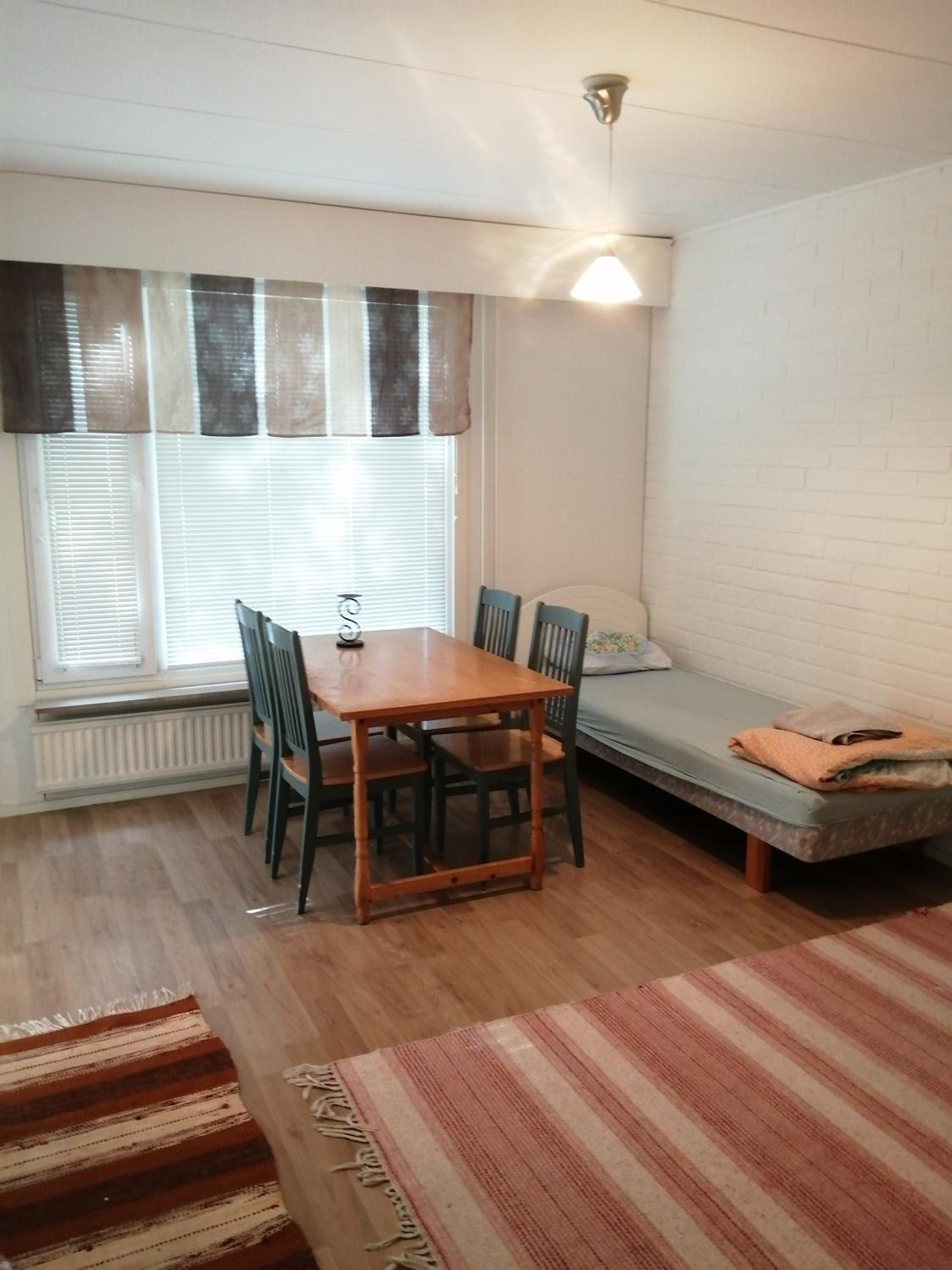 Apartment photo 2