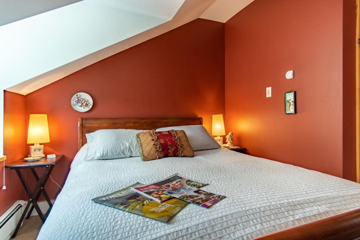 Queen Room photo 3