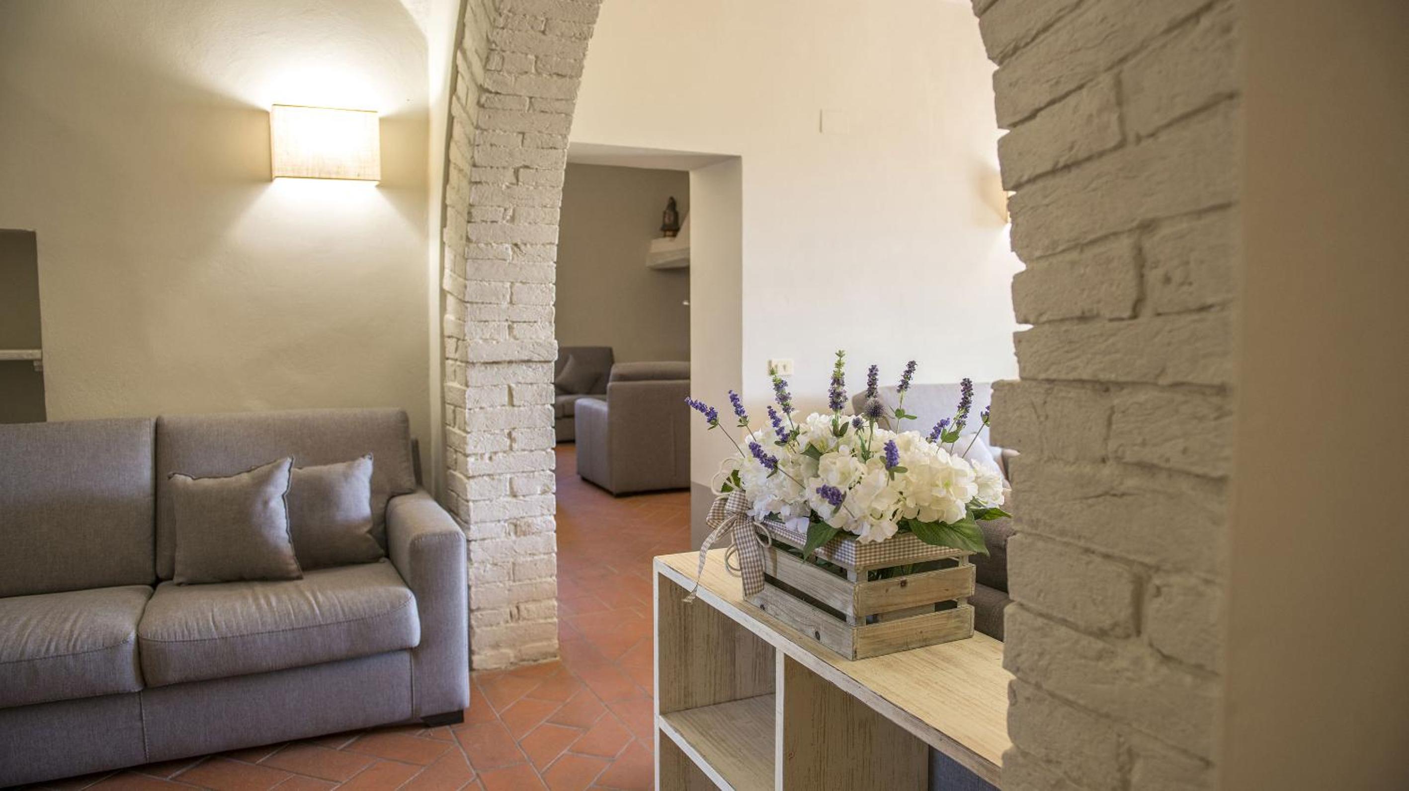 Thirteen-Bedroom Villa