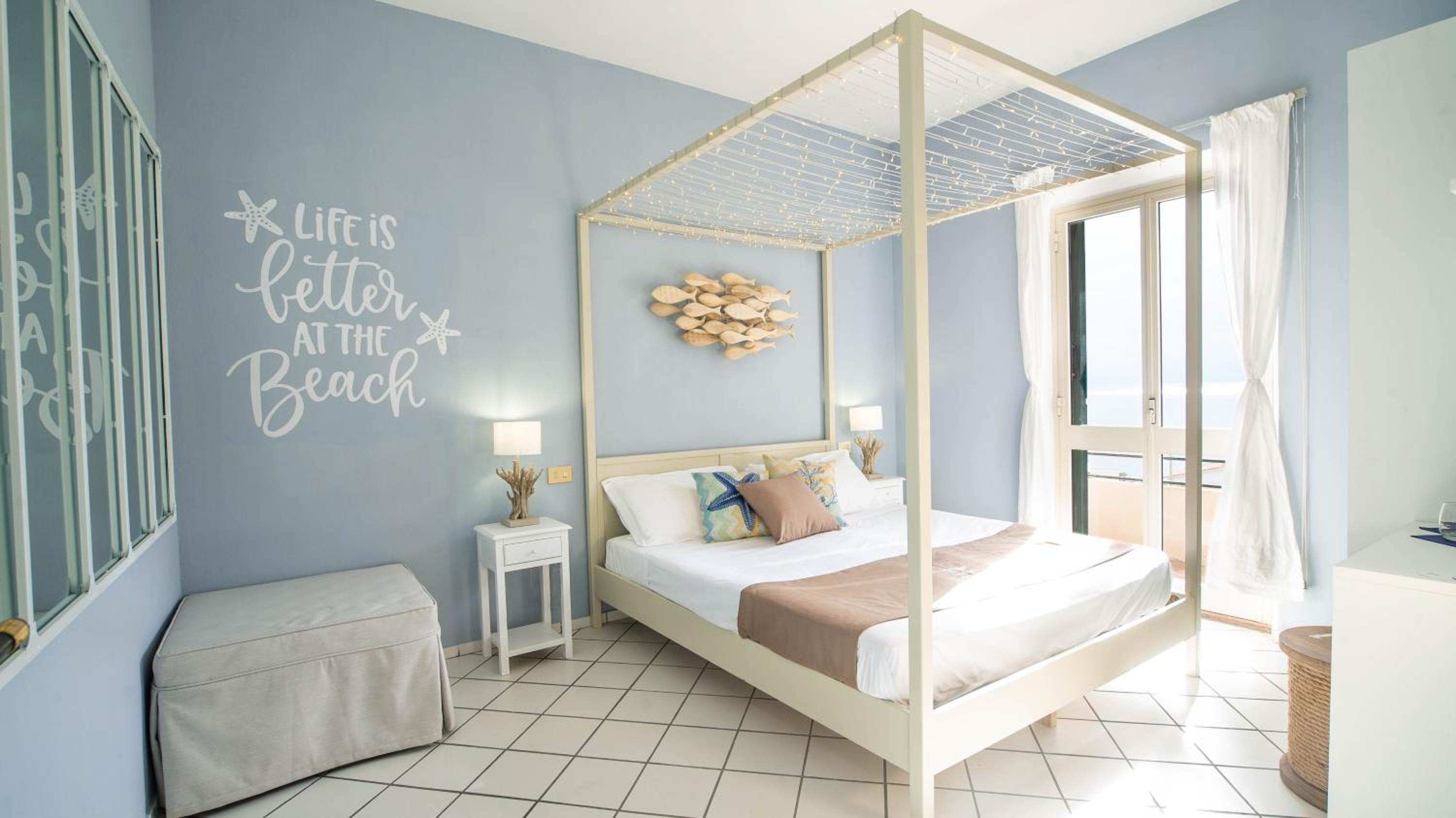 Superior Double Room with Balcony and Sea View