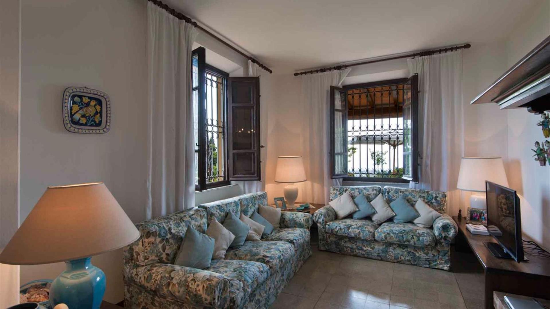 Four-Bedroom Villa photo 1