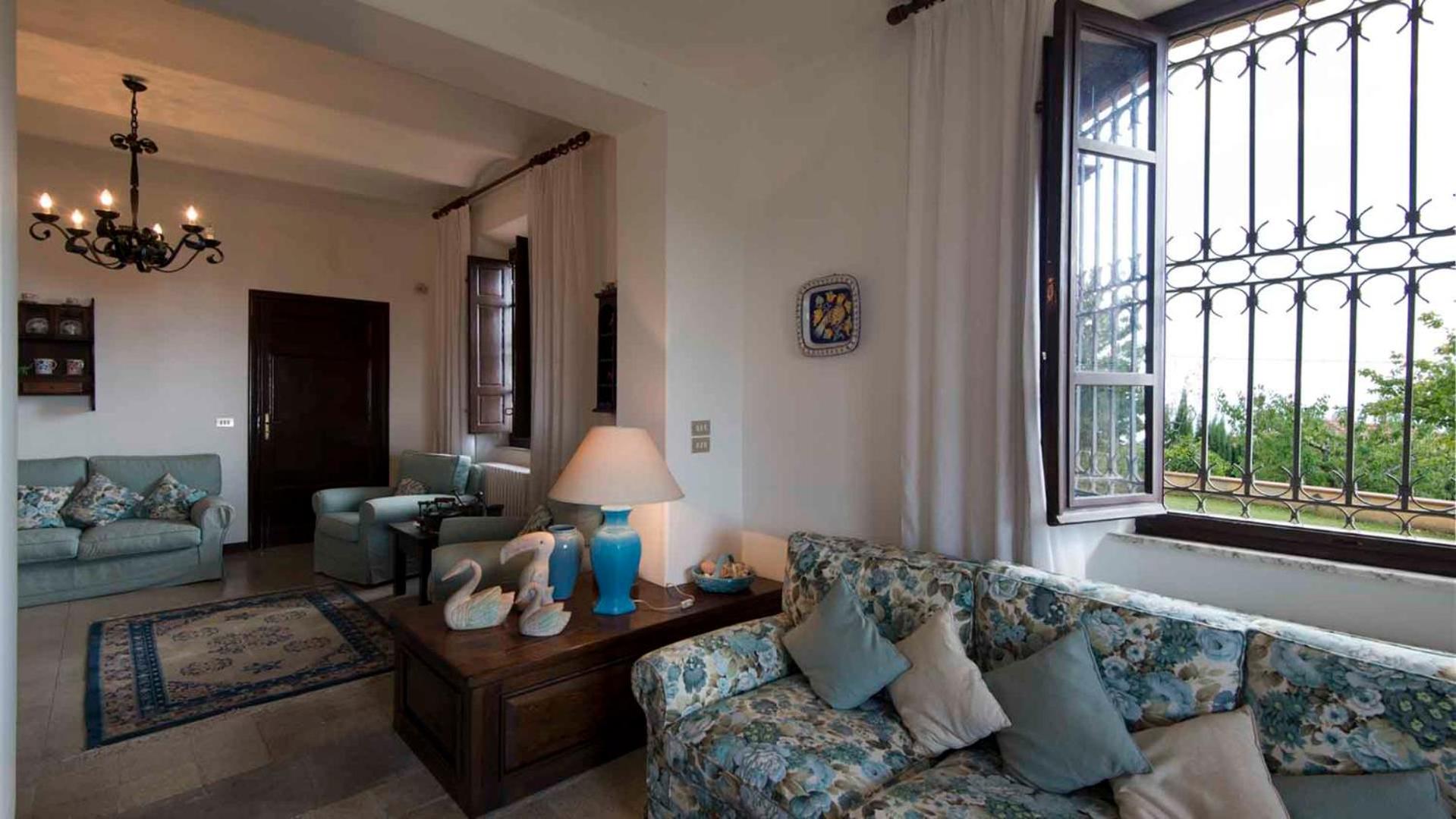 Four-Bedroom Villa photo 3