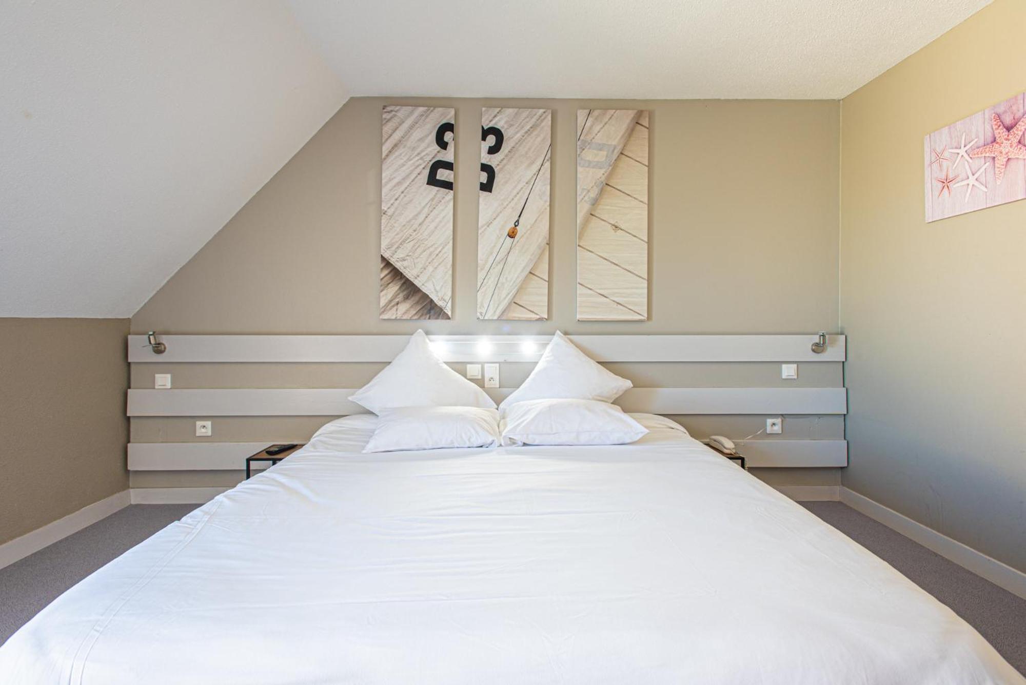 Double Room with Sea View photo 3